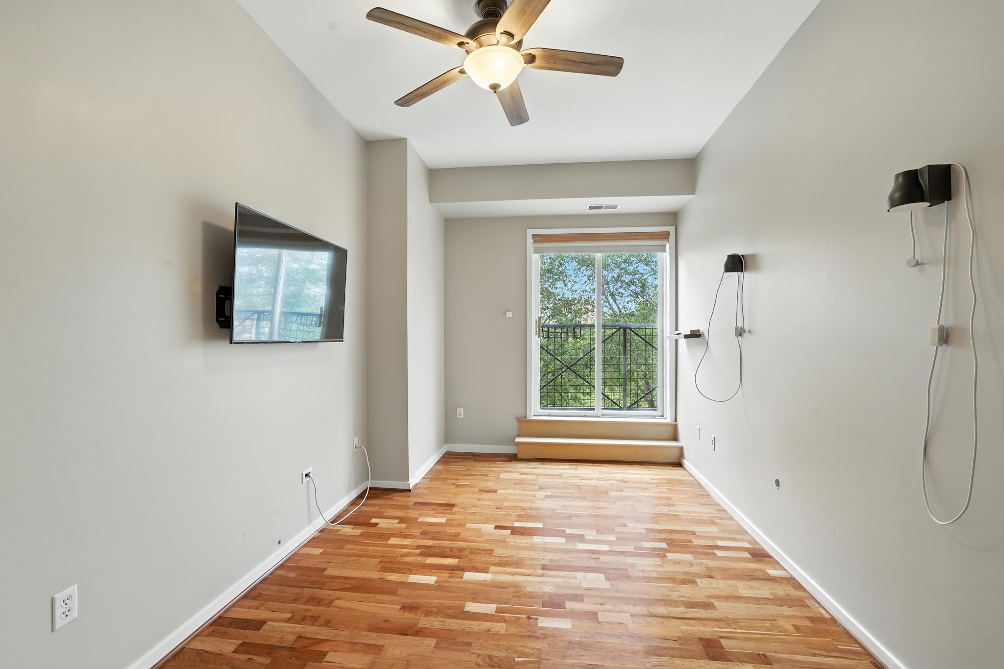property viewer photo 16