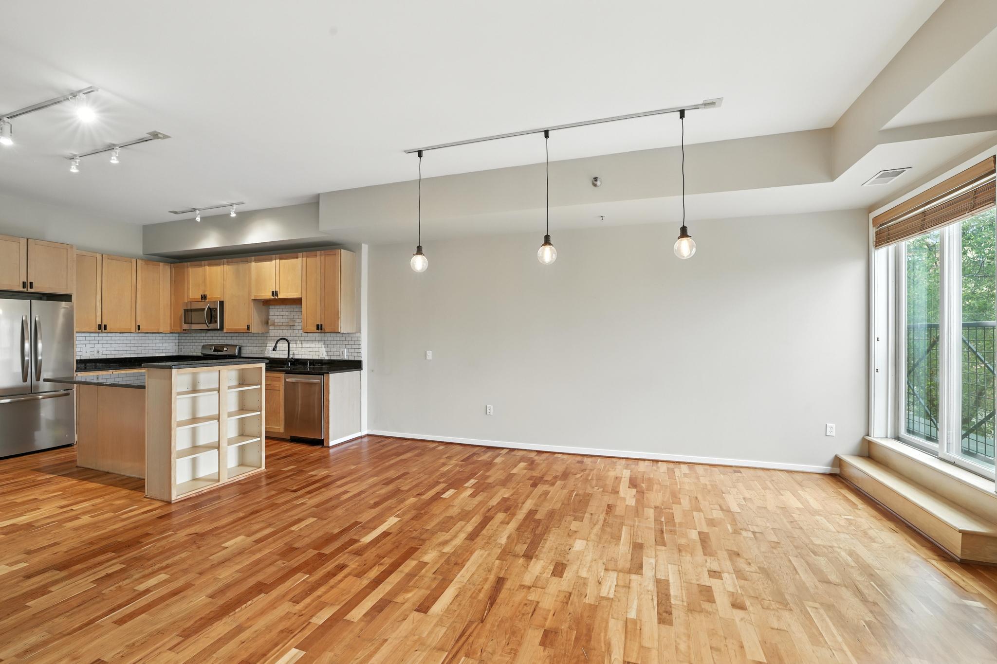 property viewer photo 7