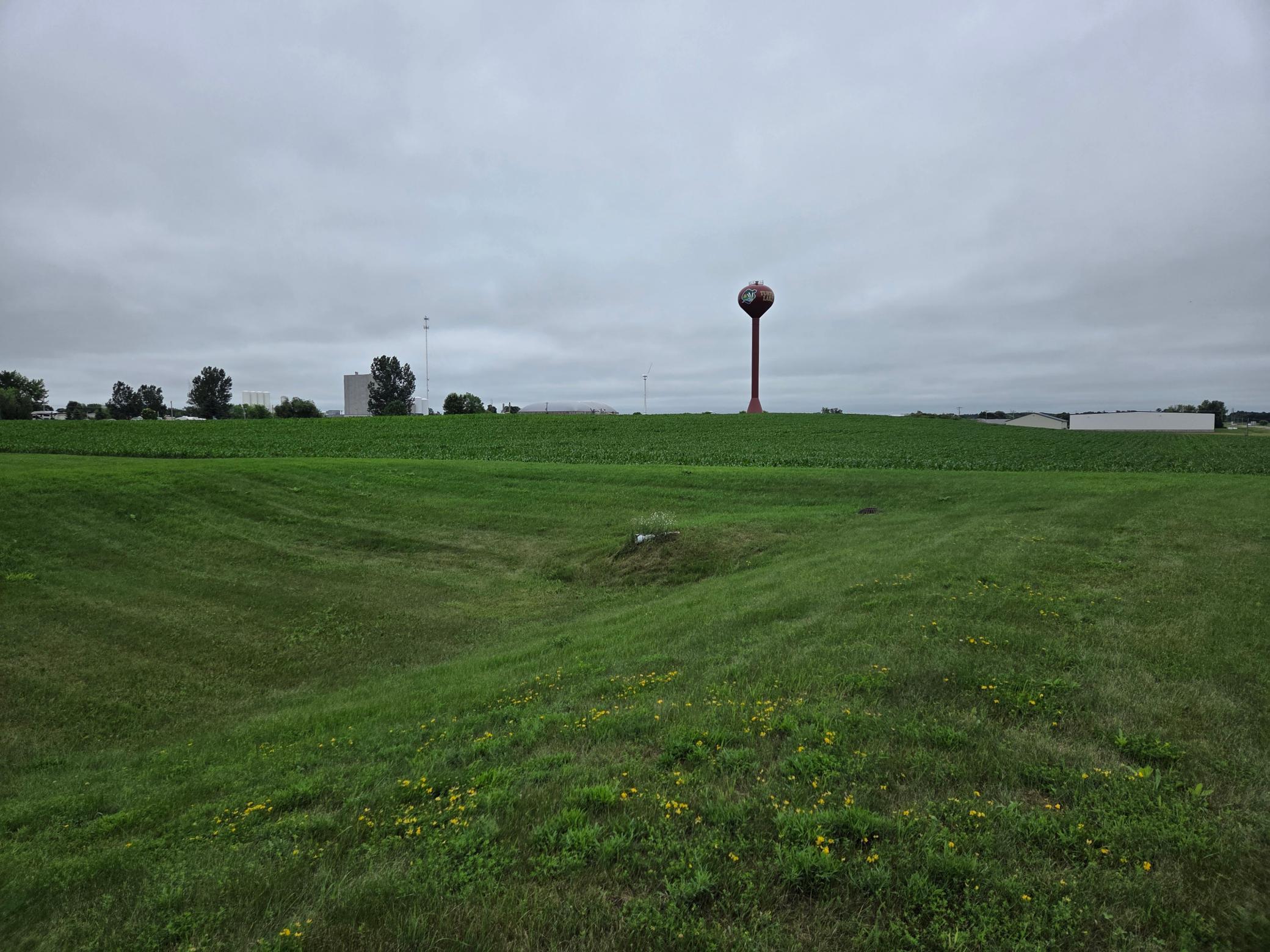 main property photo 5