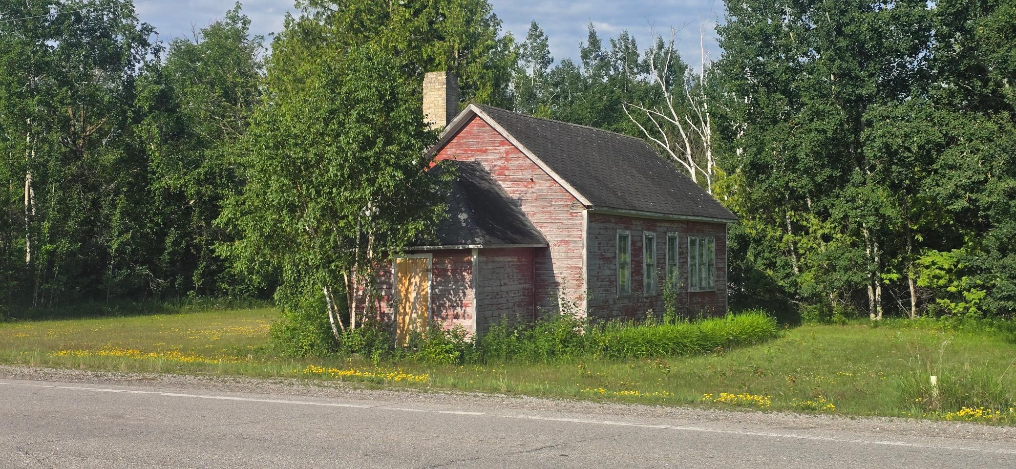 main property photo 6