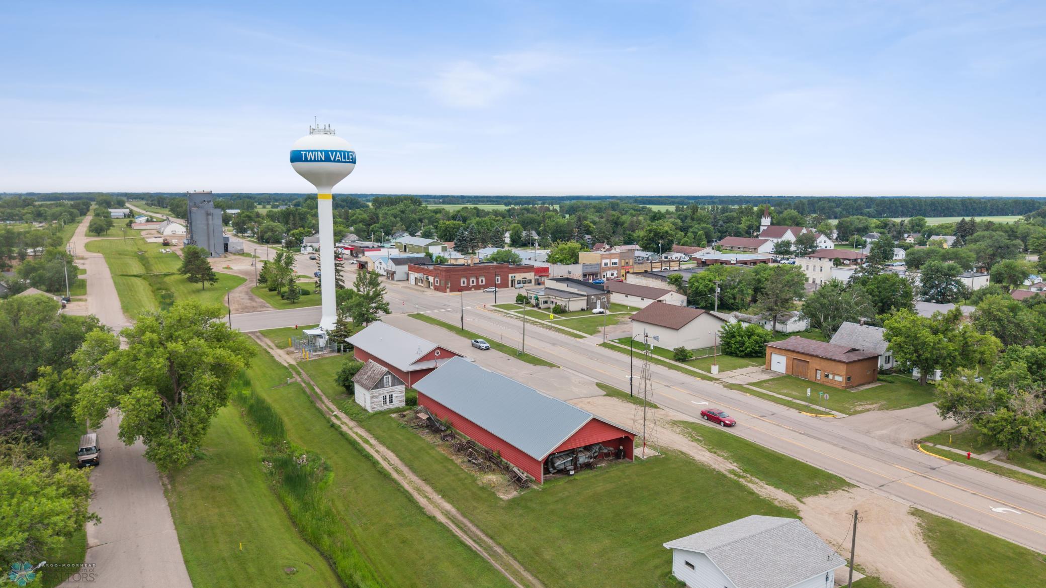 main property photo 20