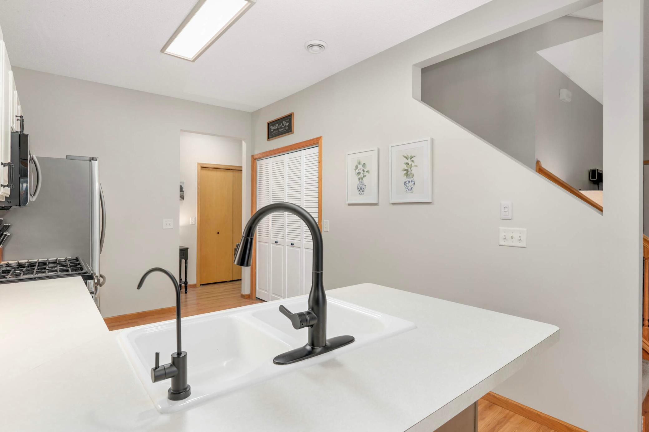 property viewer photo 11