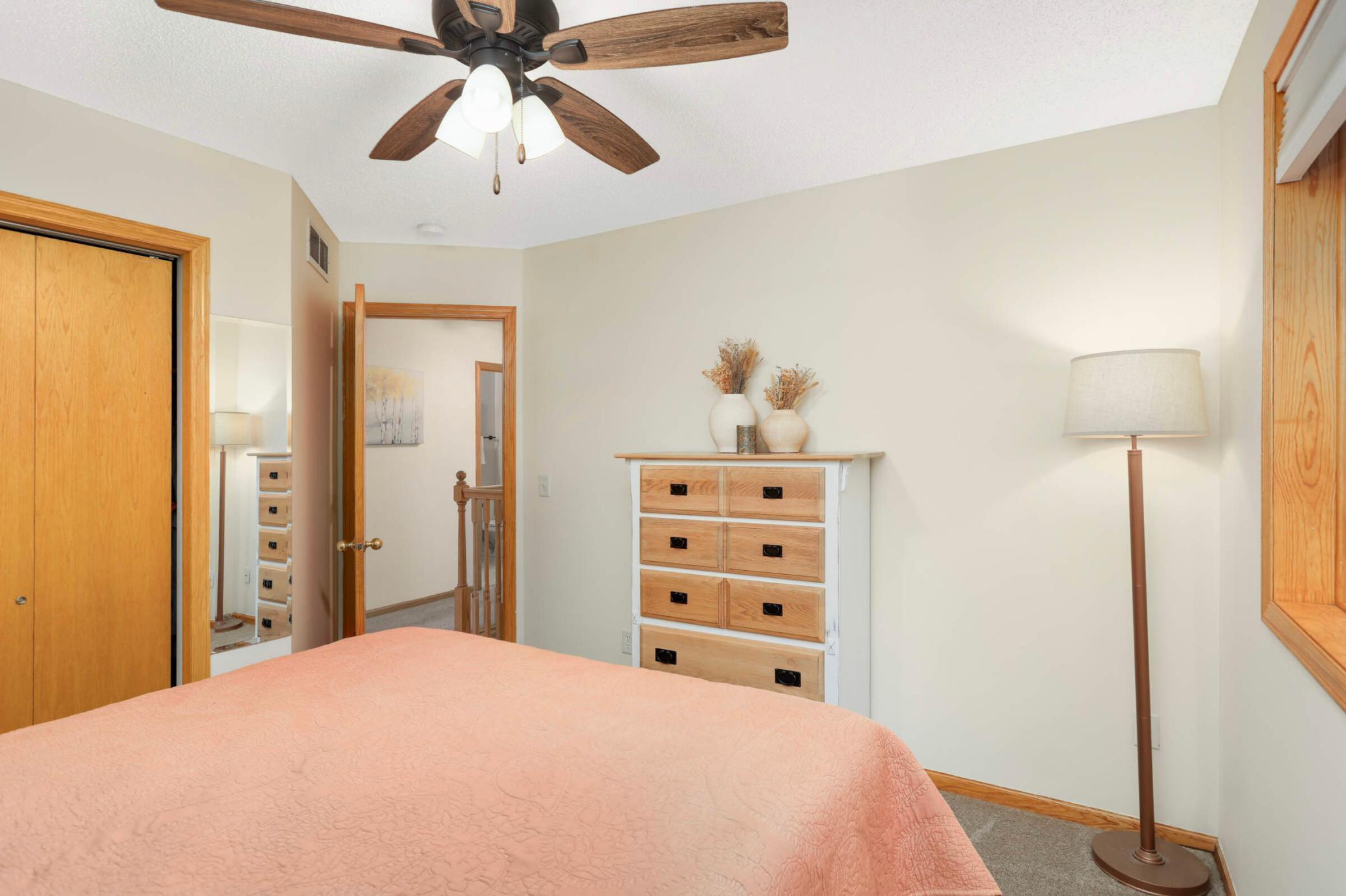 property viewer photo 24