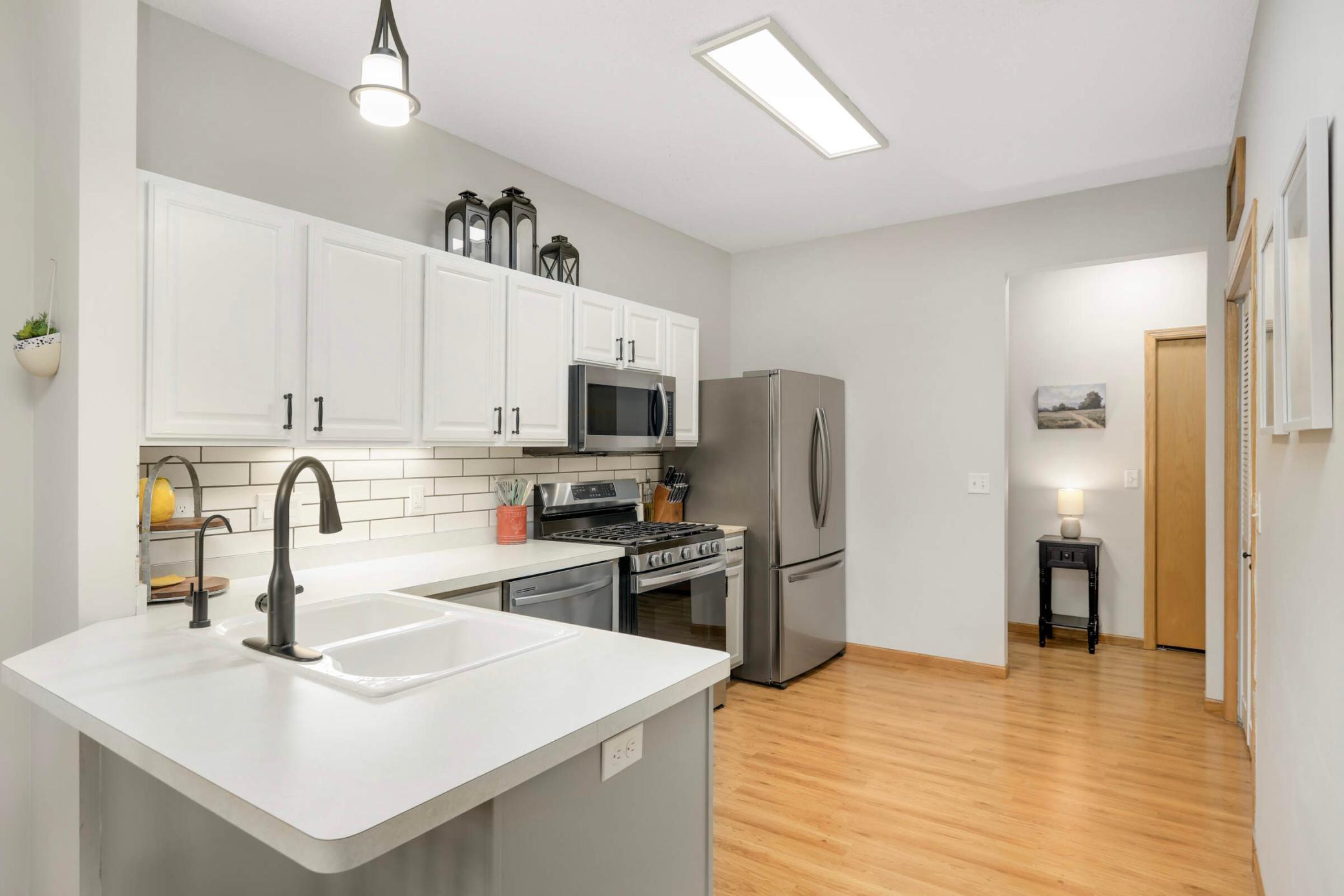 property viewer photo 8