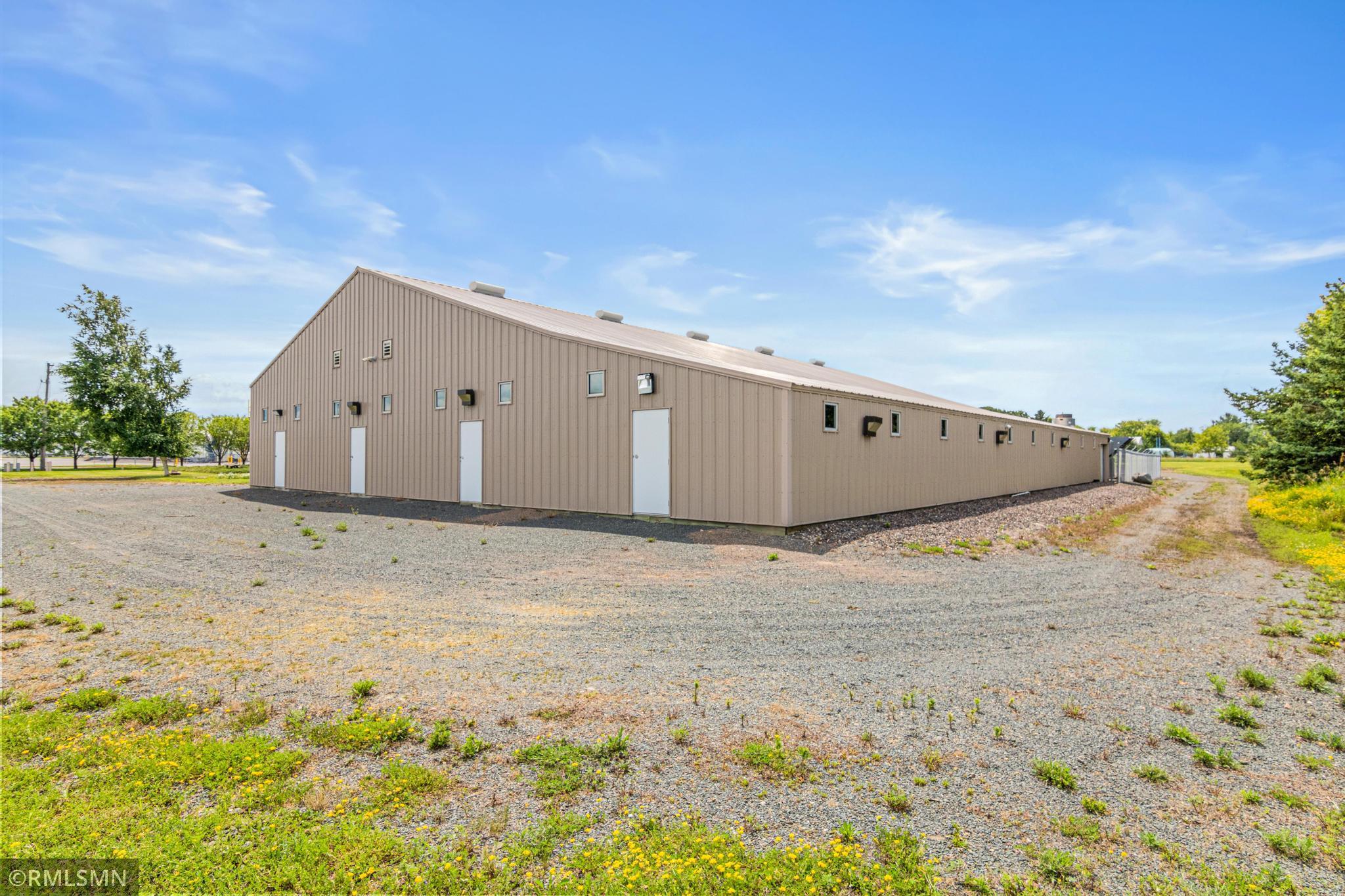 main property photo 22