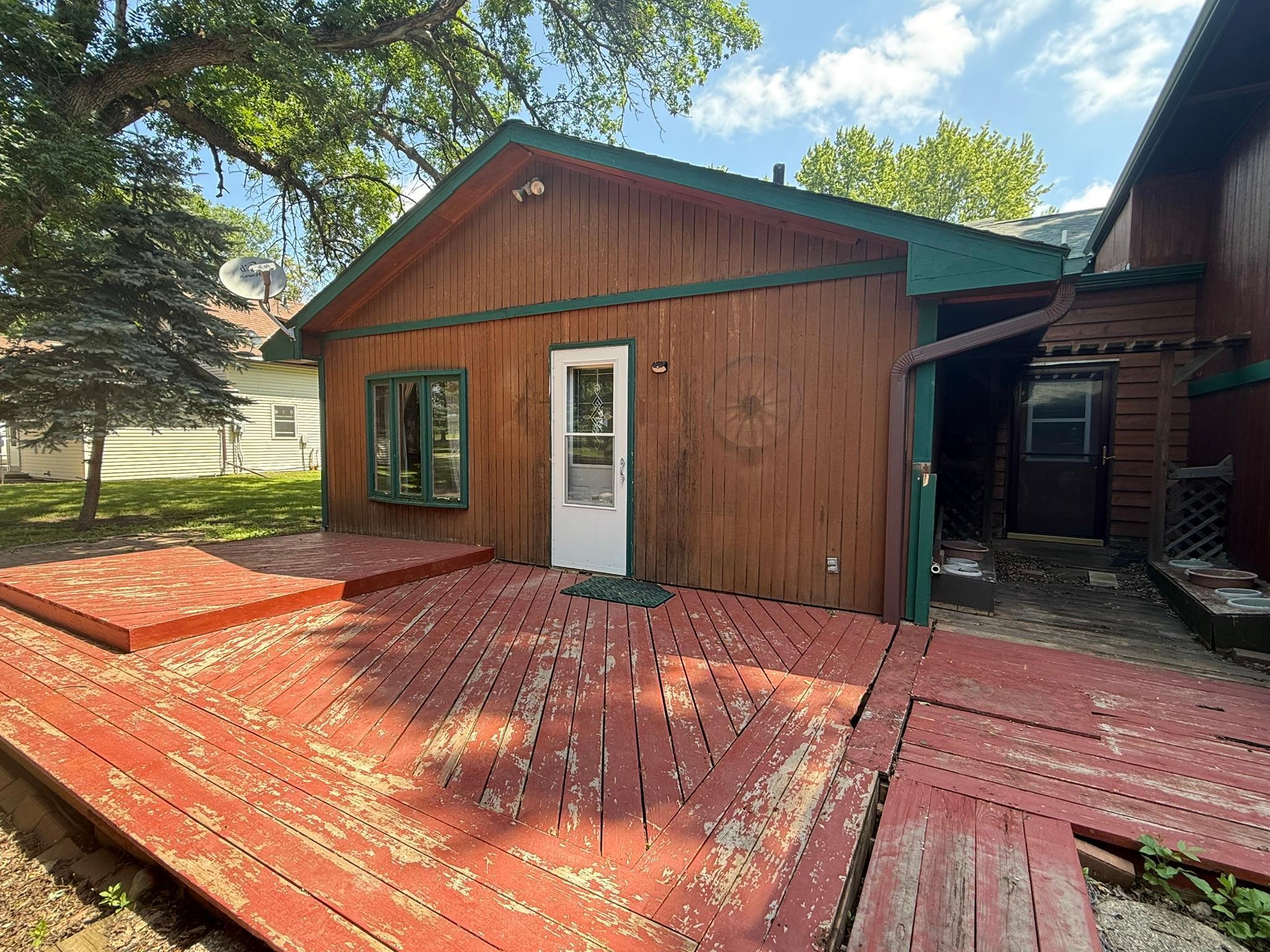 main property photo 32