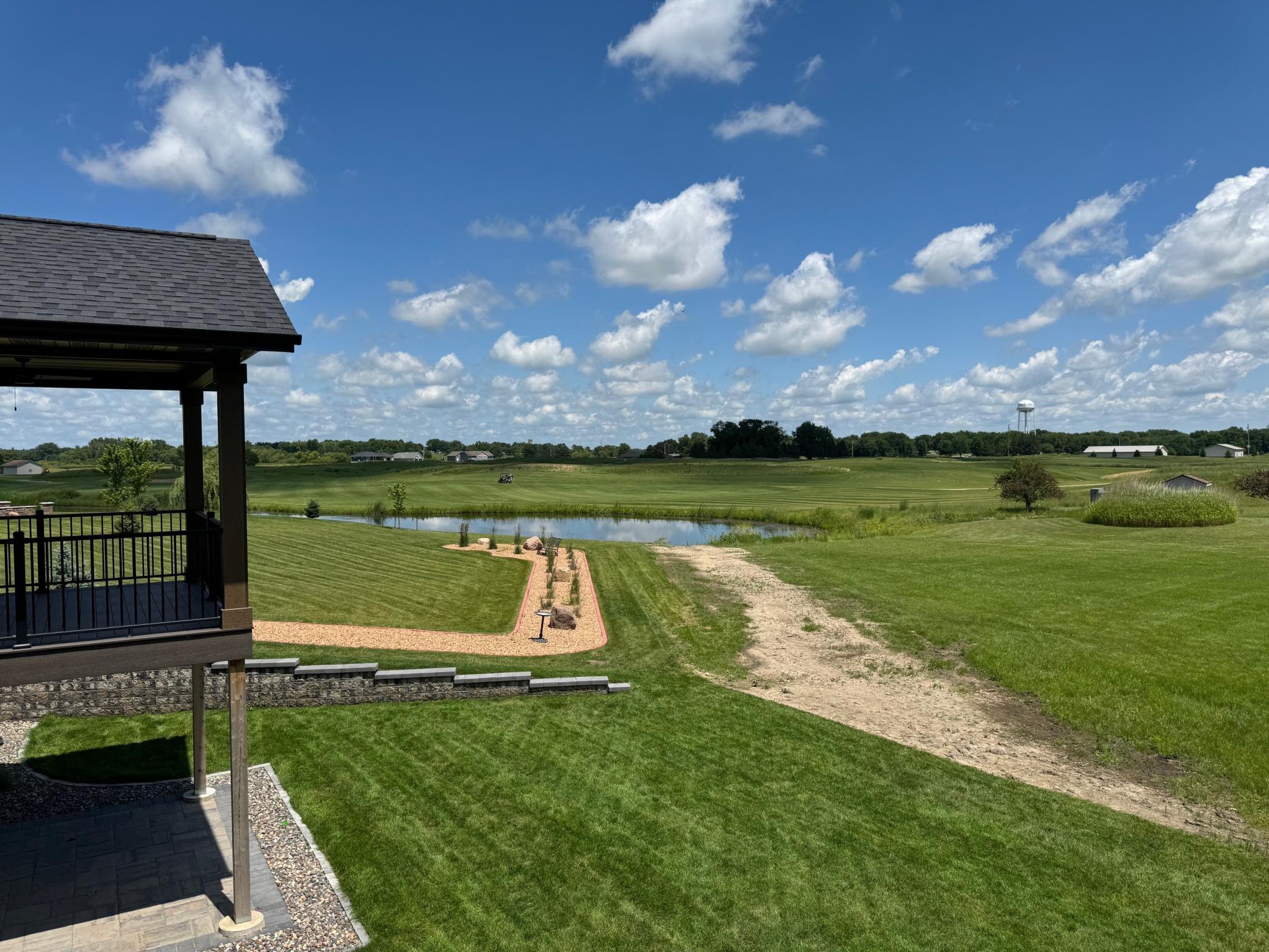 main property photo 19