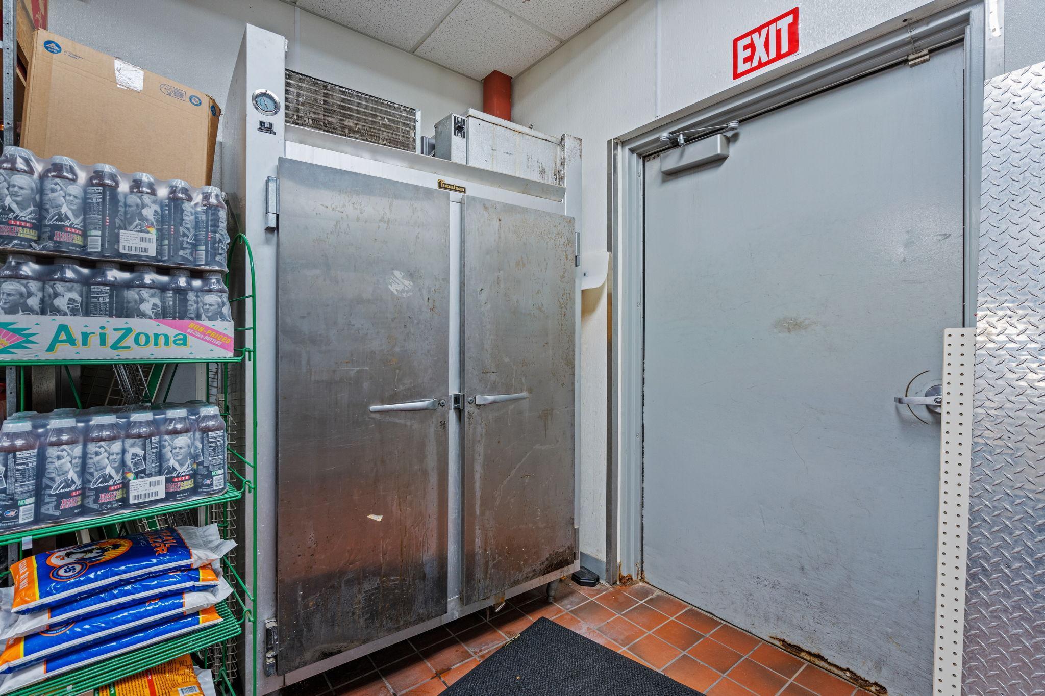 main property photo 61