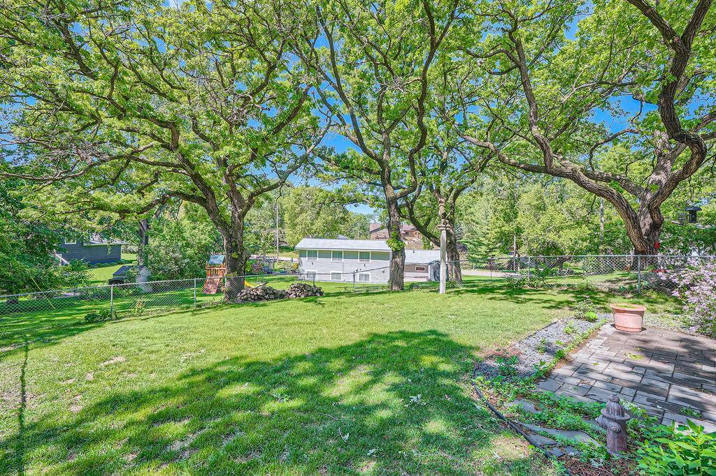 property viewer photo 32