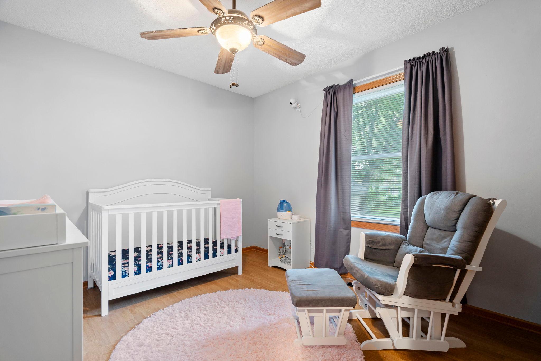 property viewer photo 15