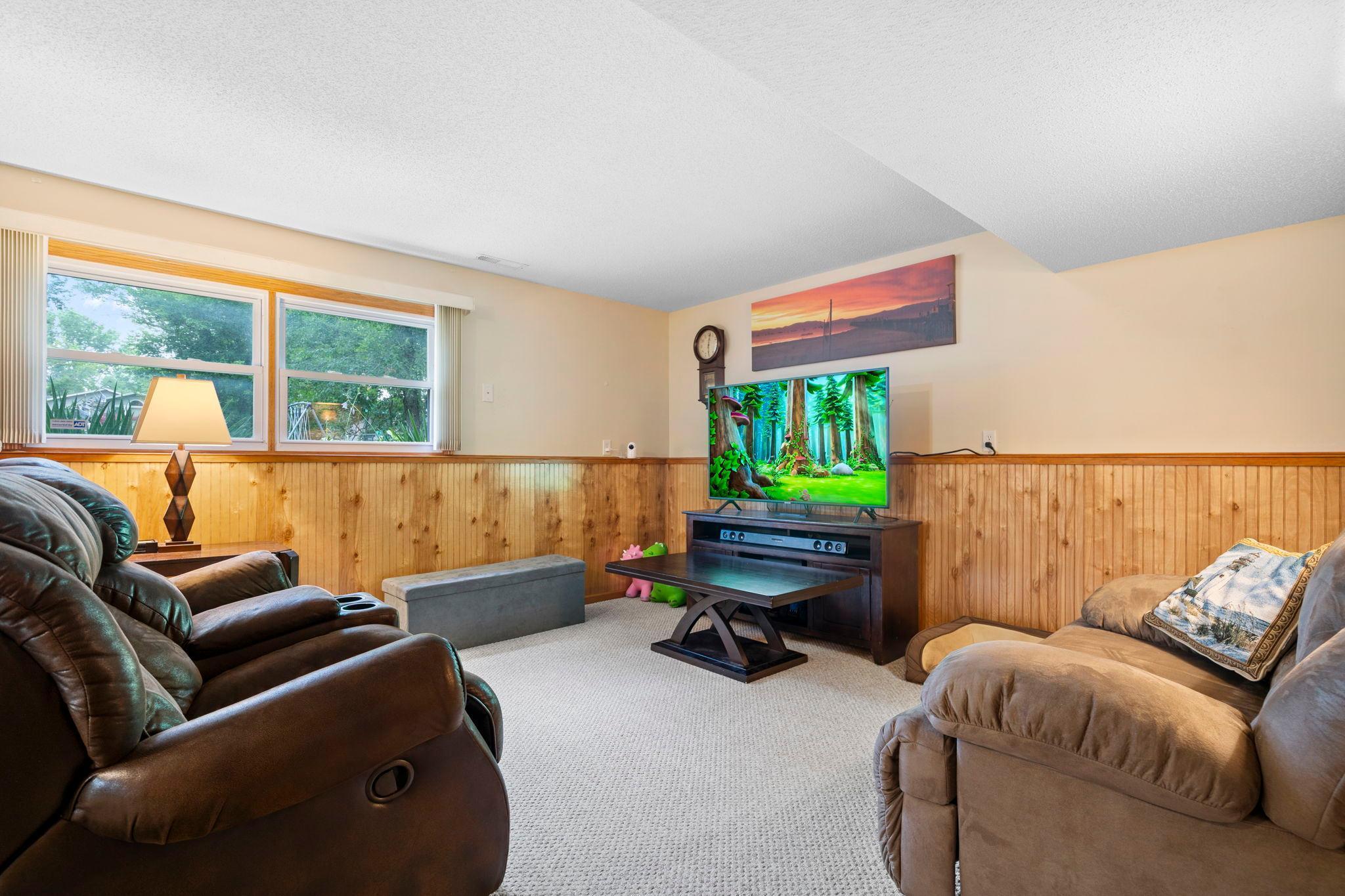 property viewer photo 20