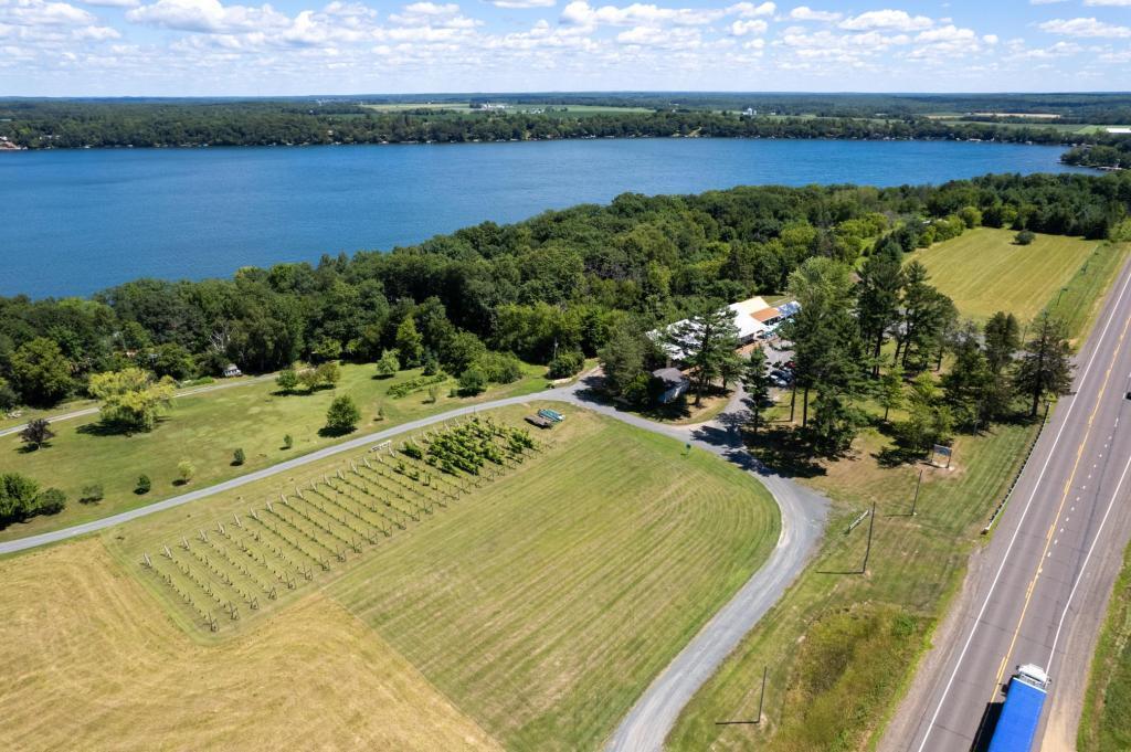 main property photo 31