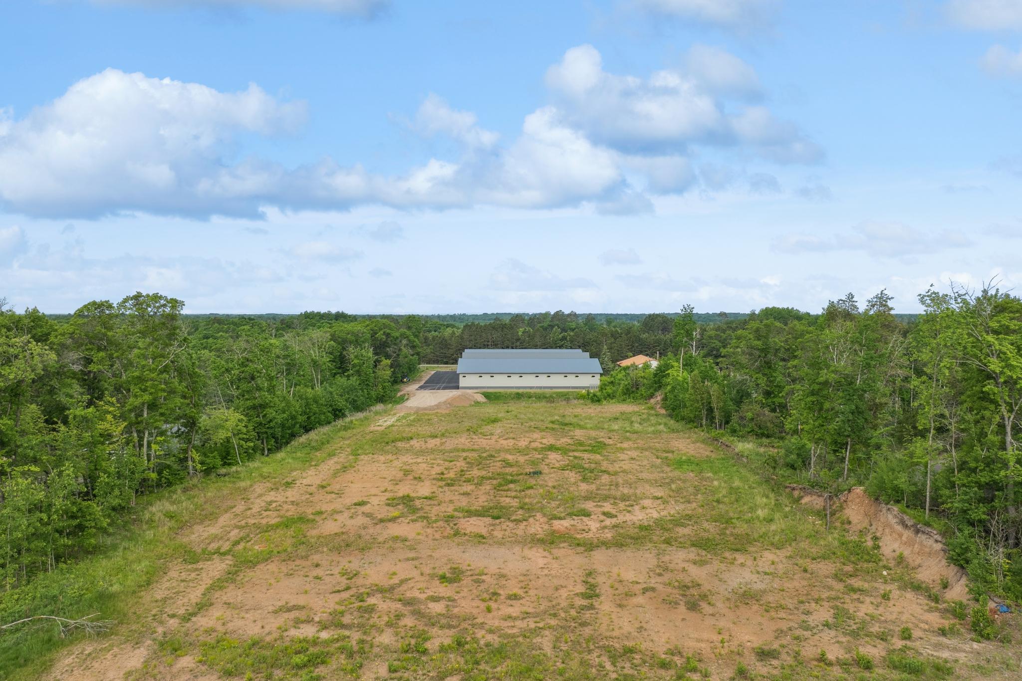 main property photo 13