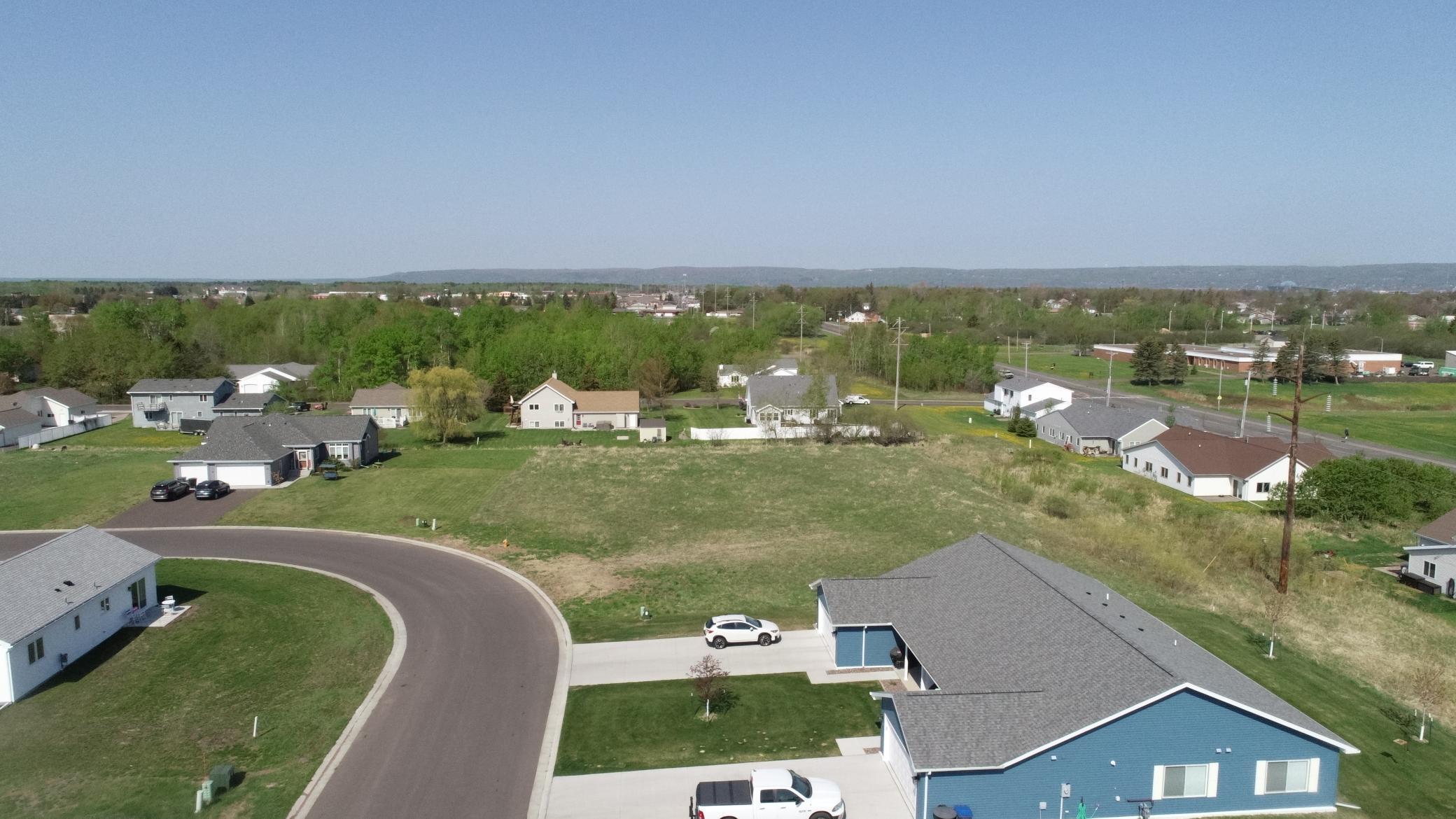 main property photo 13