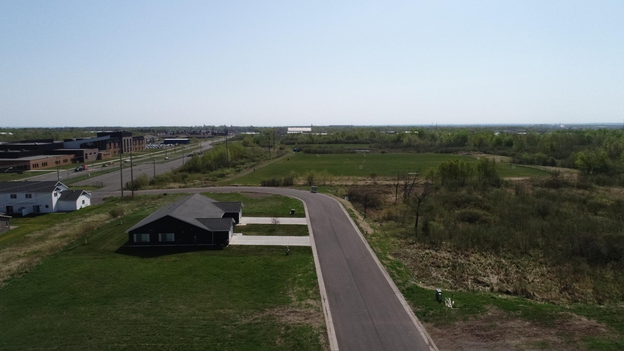 main property photo 19