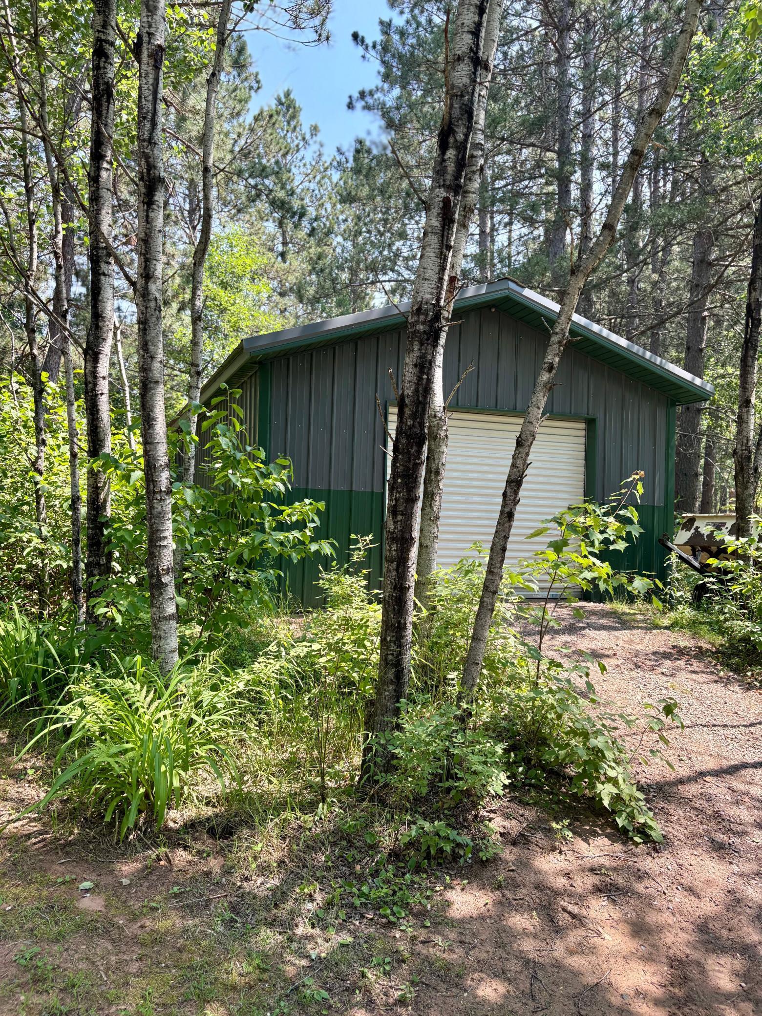 main property photo 16