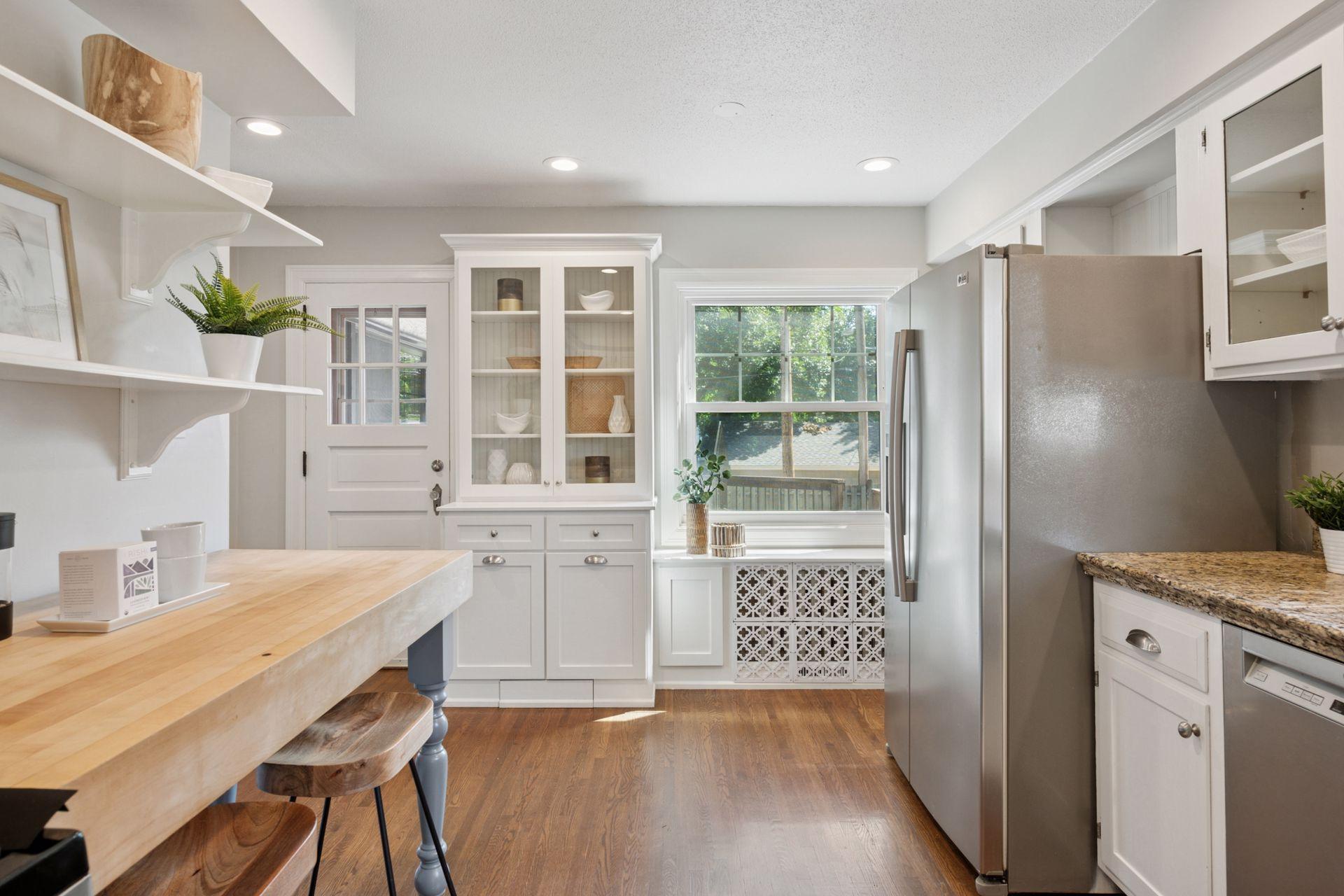 property viewer photo 13