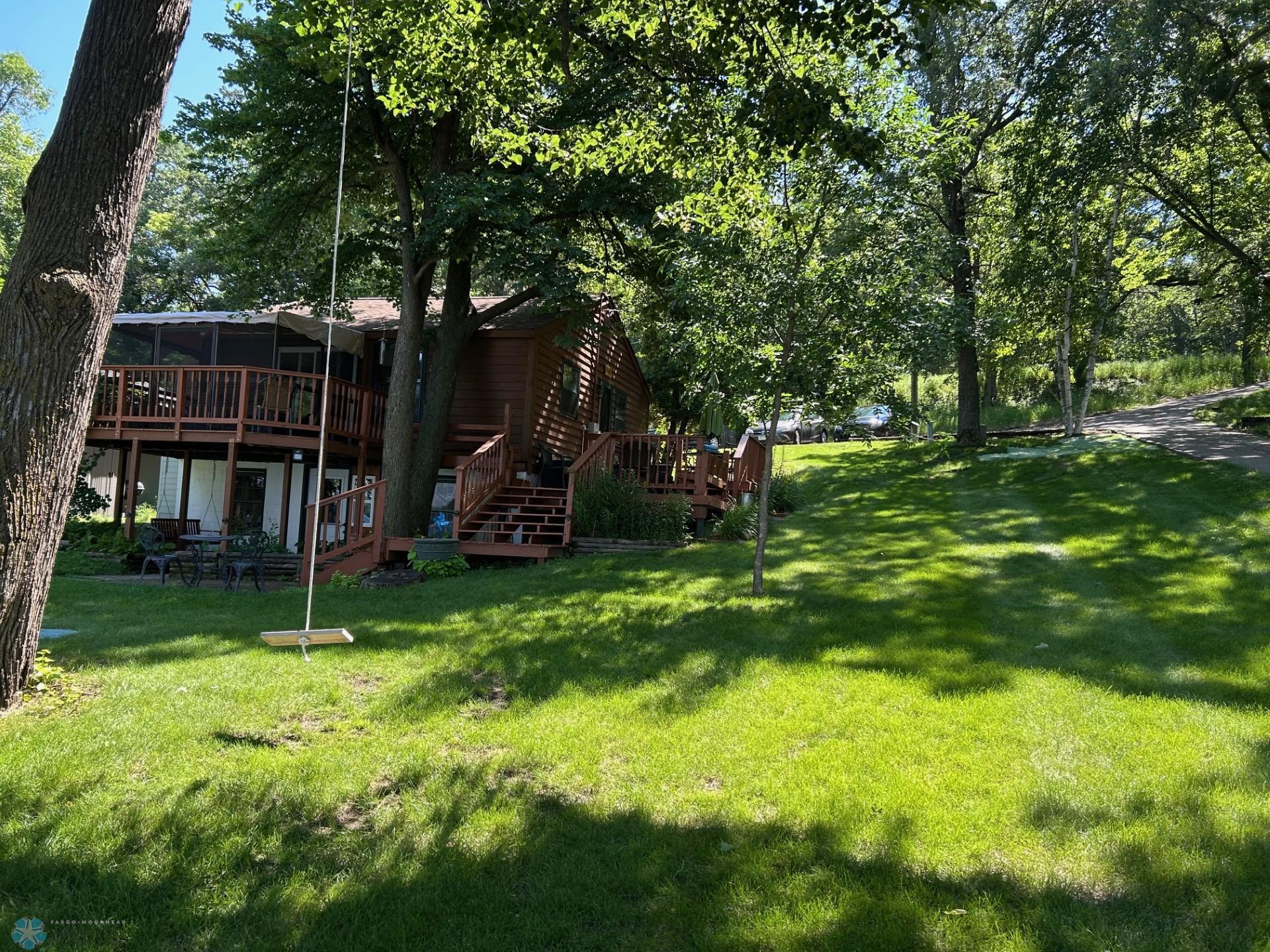 main property photo 9