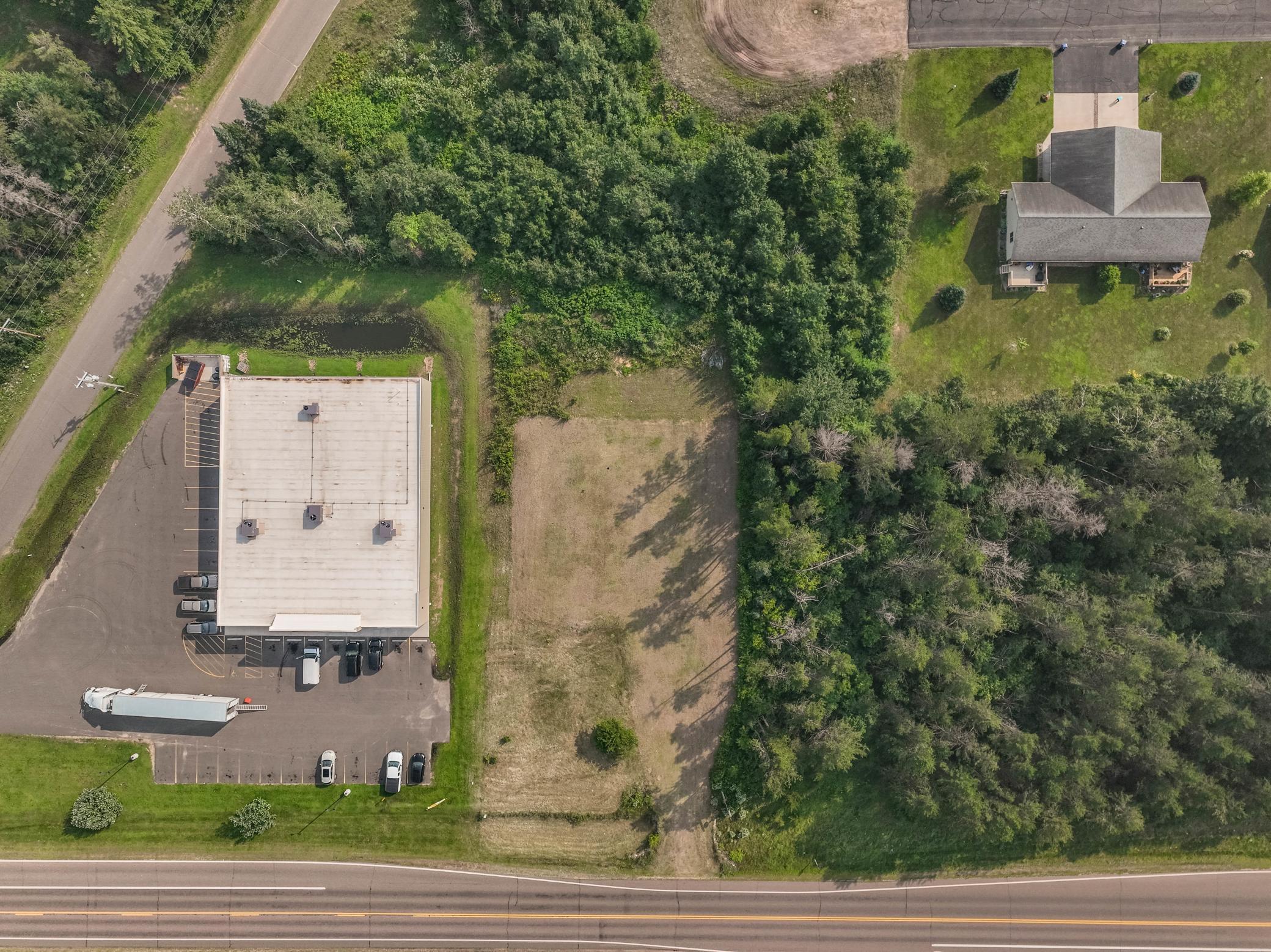 main property photo 19
