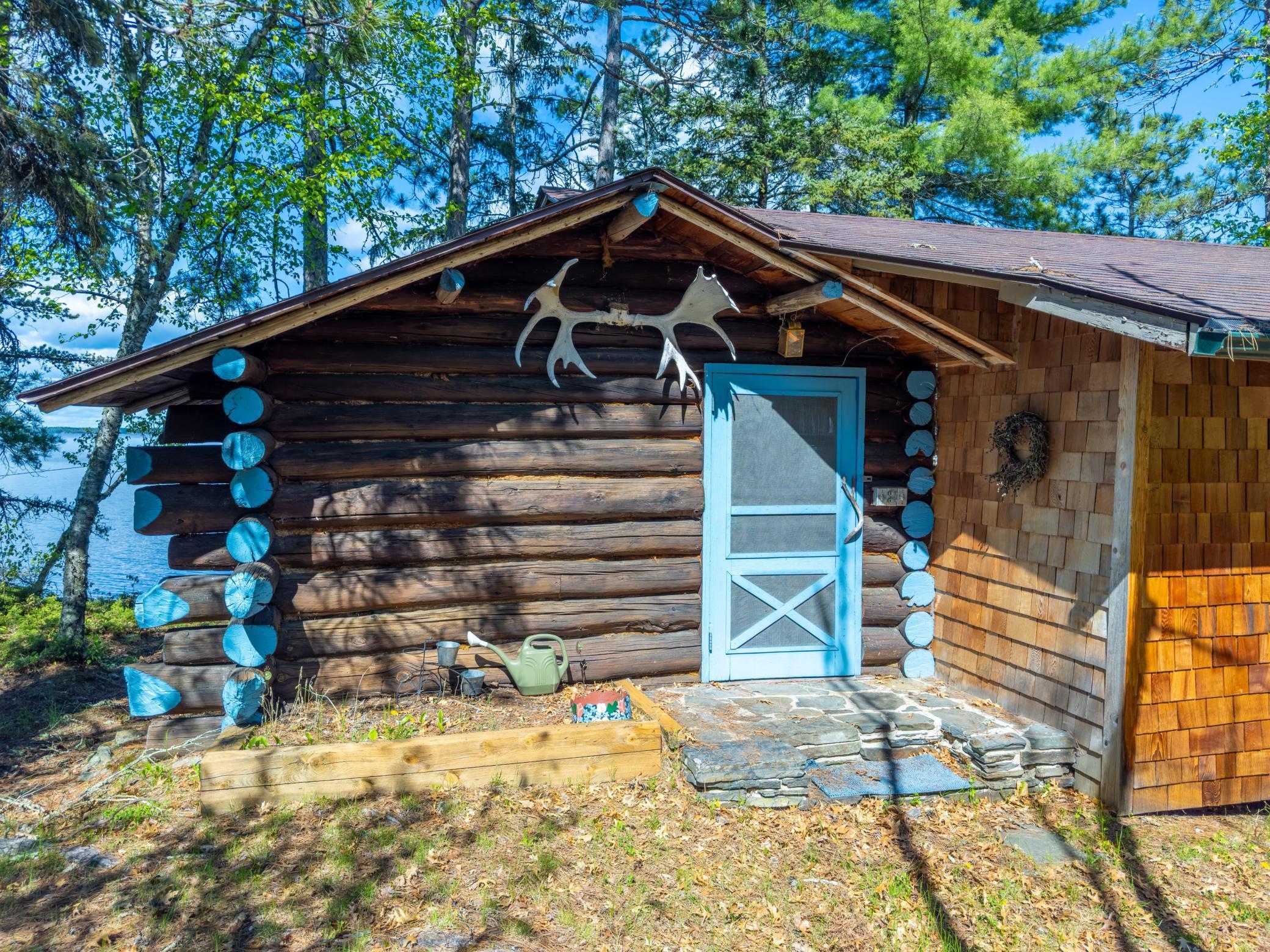 main property photo 19