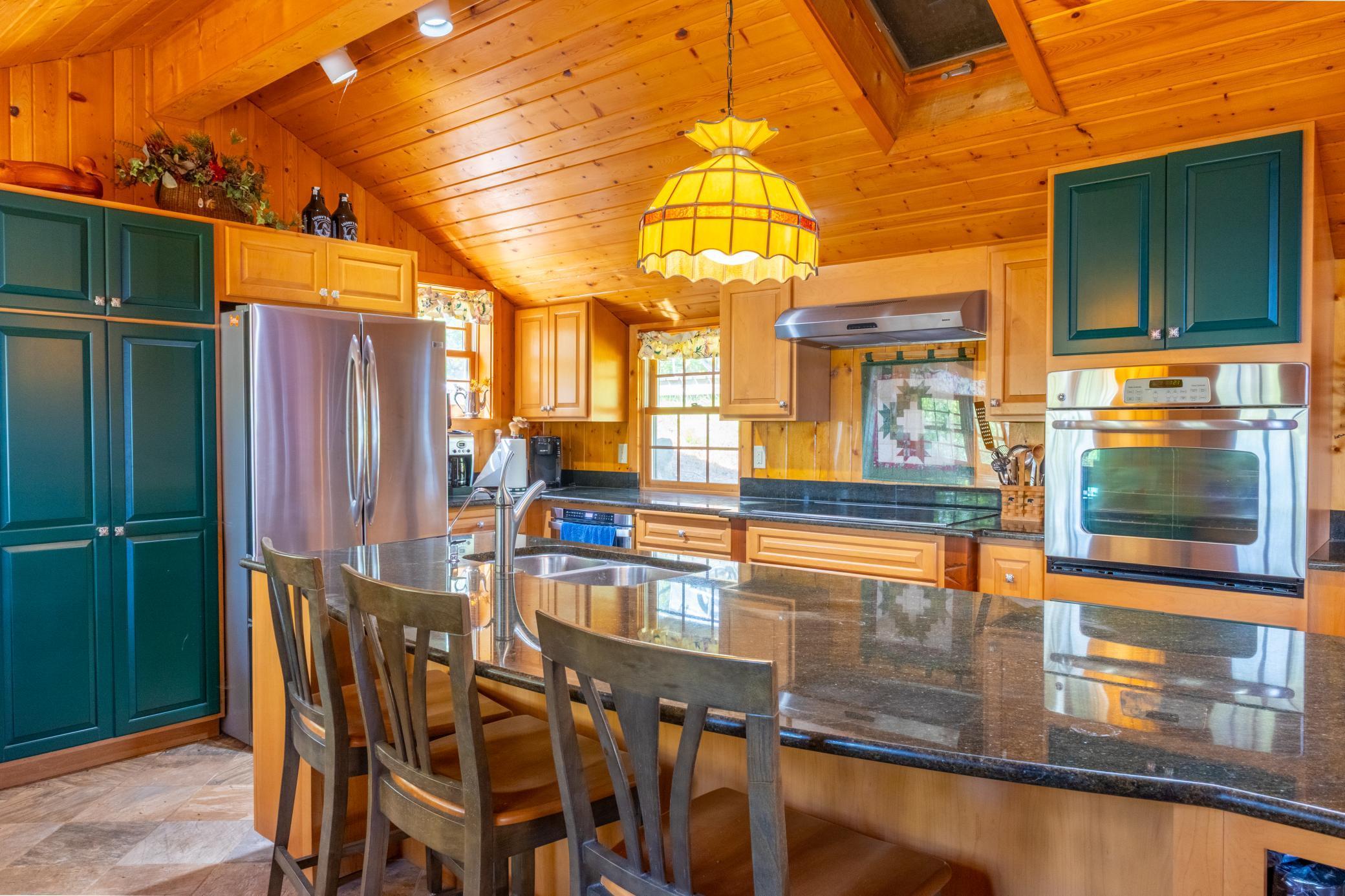 main property photo 9