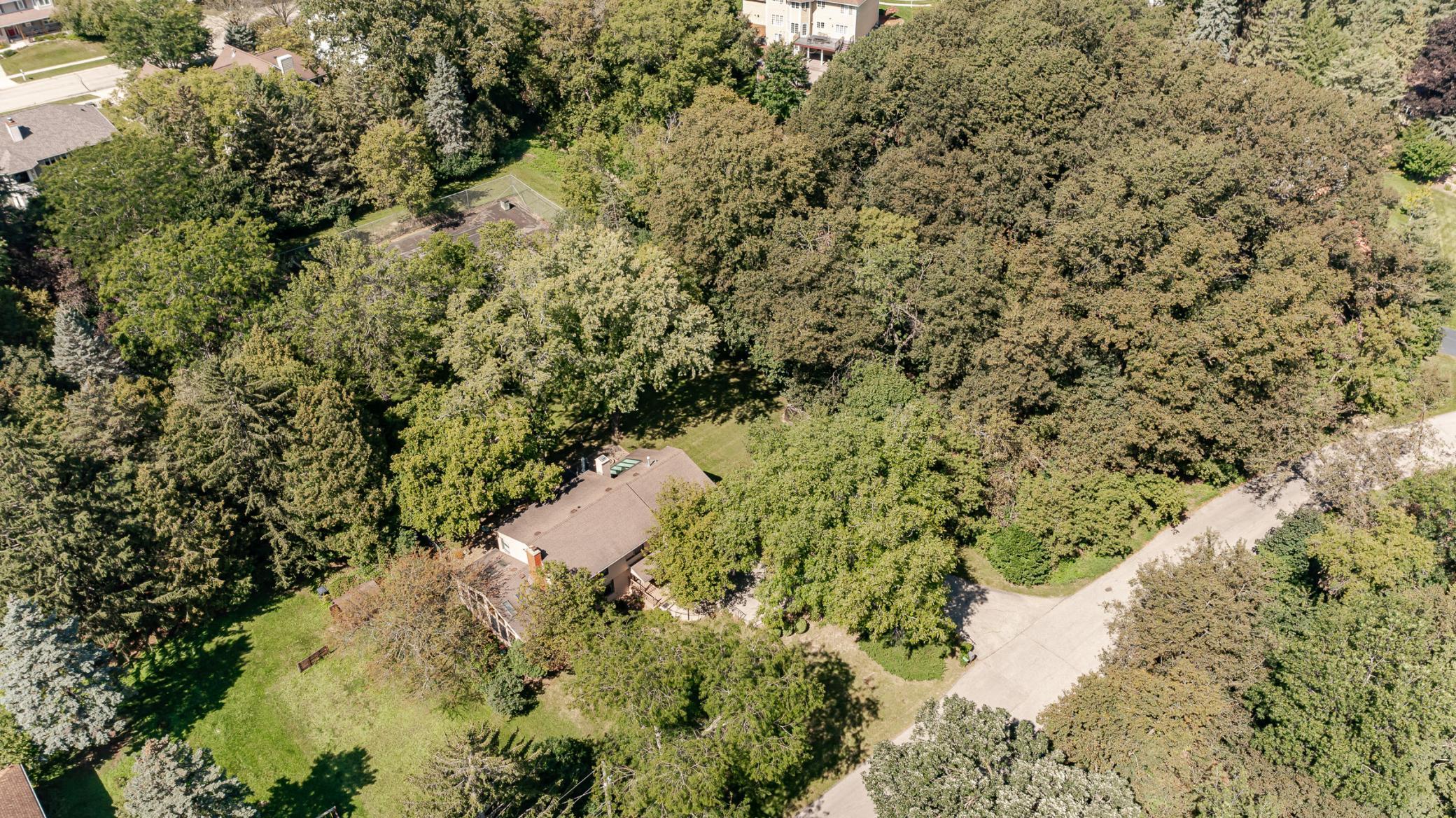 main property photo 20