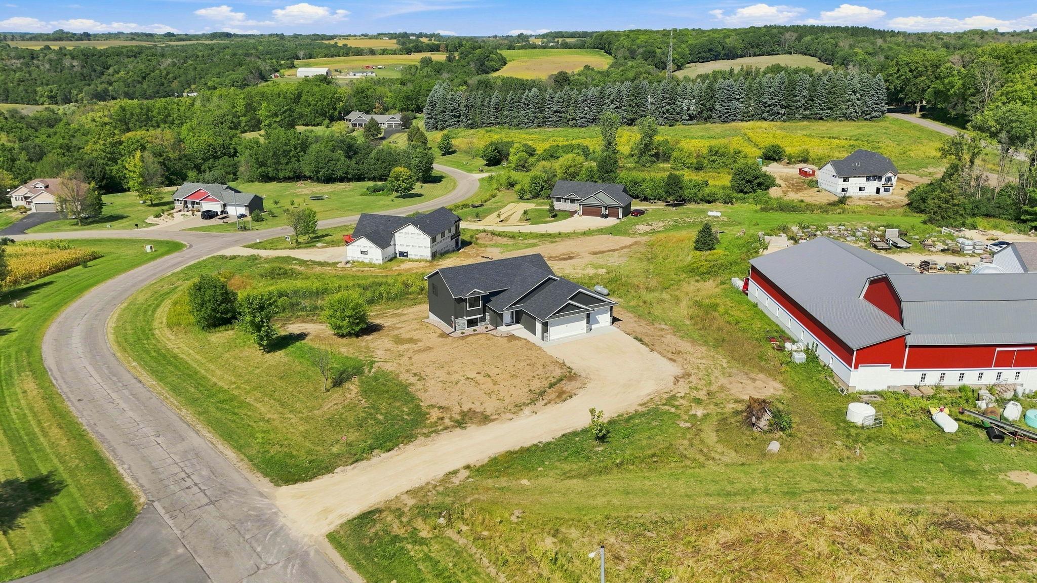 main property photo 34