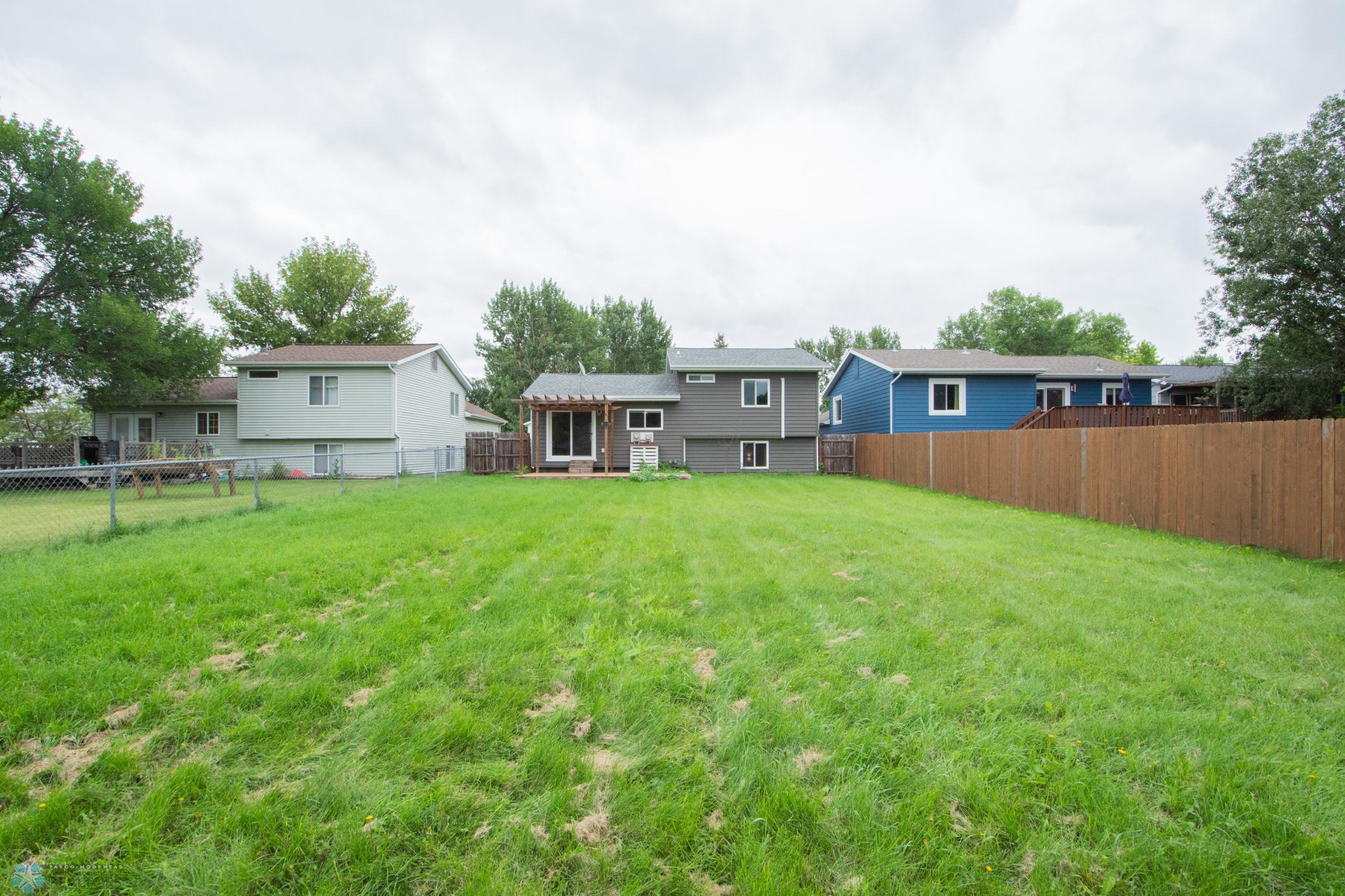 property viewer photo 1
