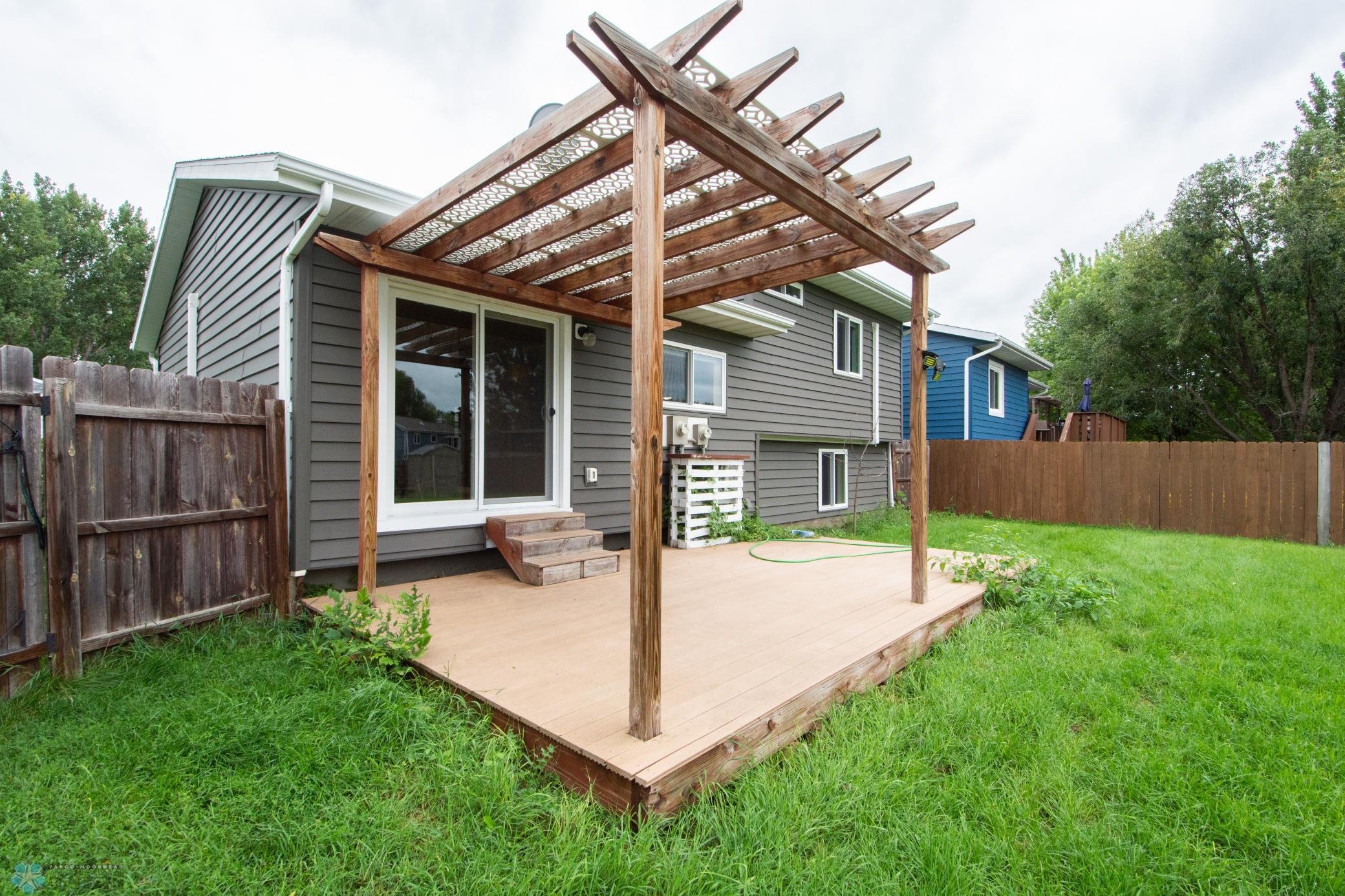 property viewer photo 2
