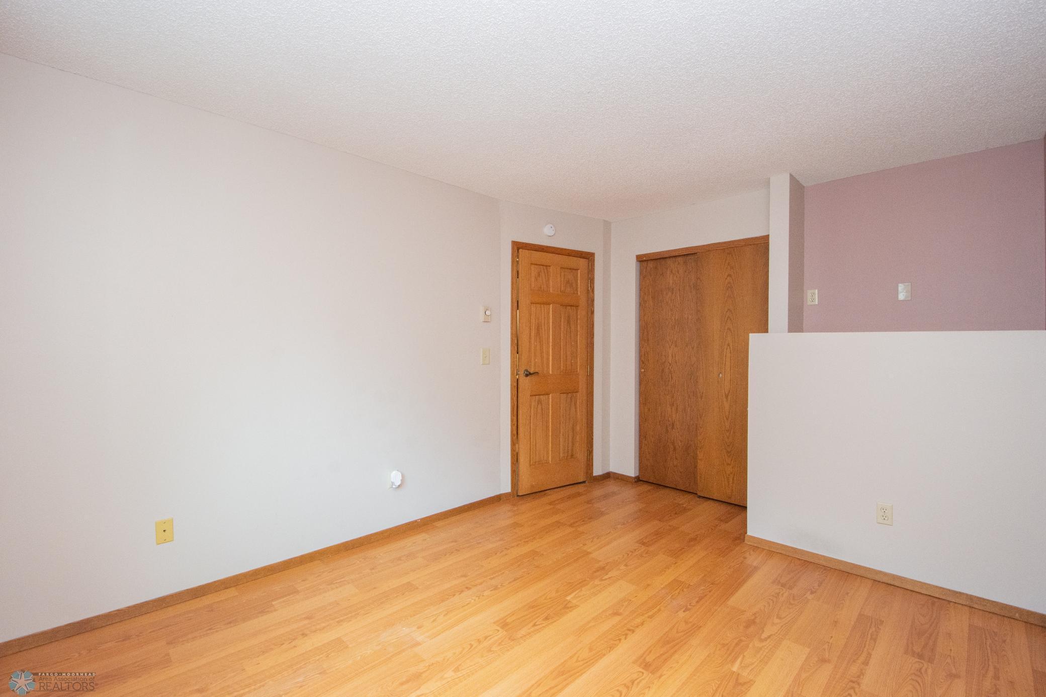 property viewer photo 21