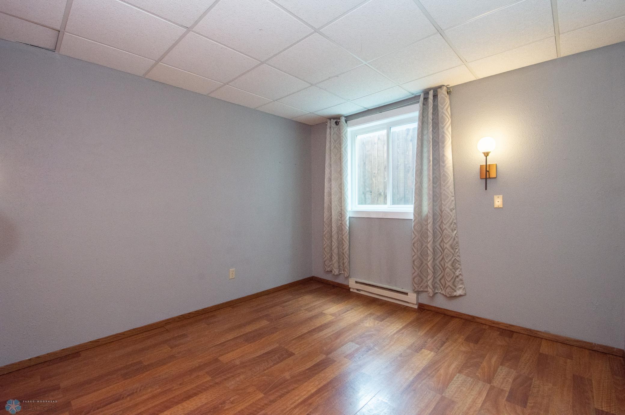 property viewer photo 22