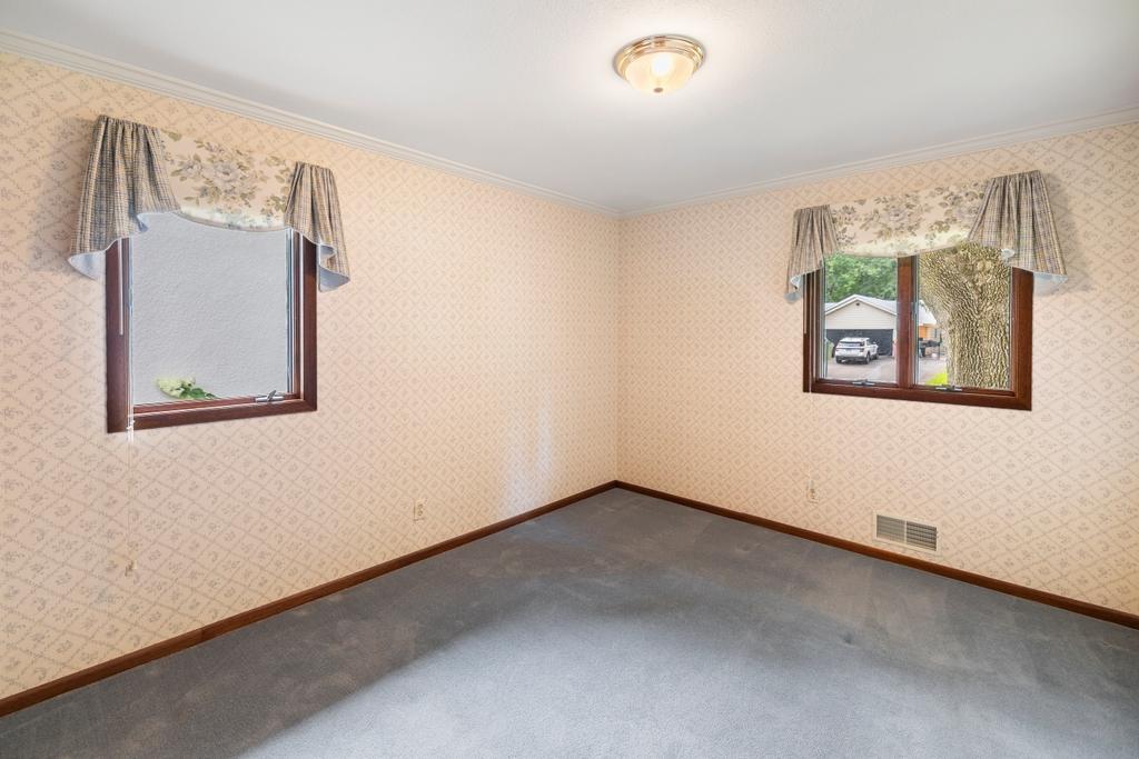 property viewer photo 10