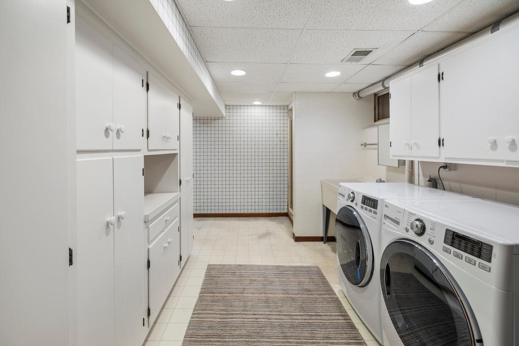 property viewer photo 13