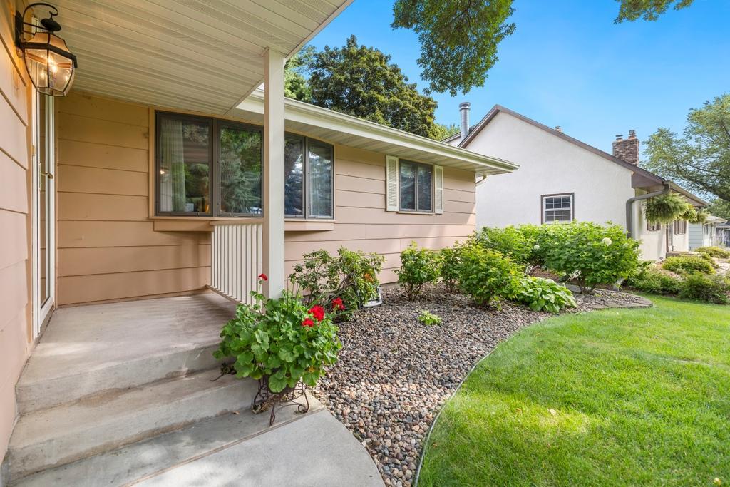 property viewer photo 23