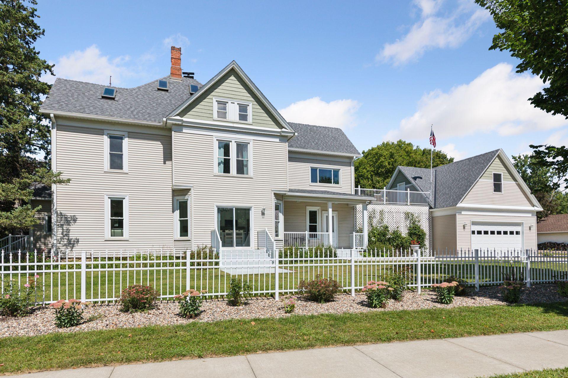 main property photo 77