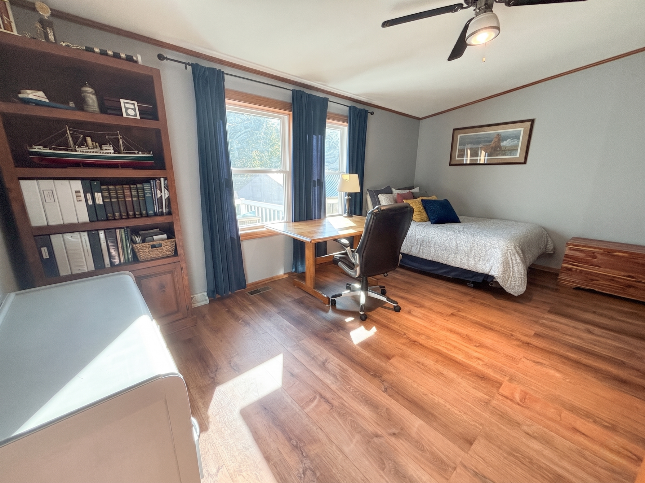 main property photo 16