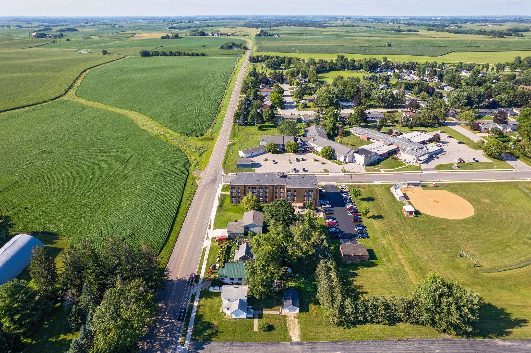 main property photo 19