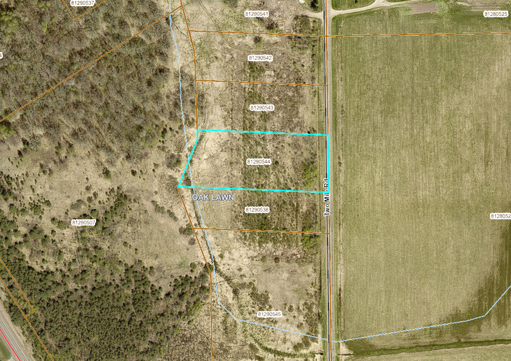 main property photo 17