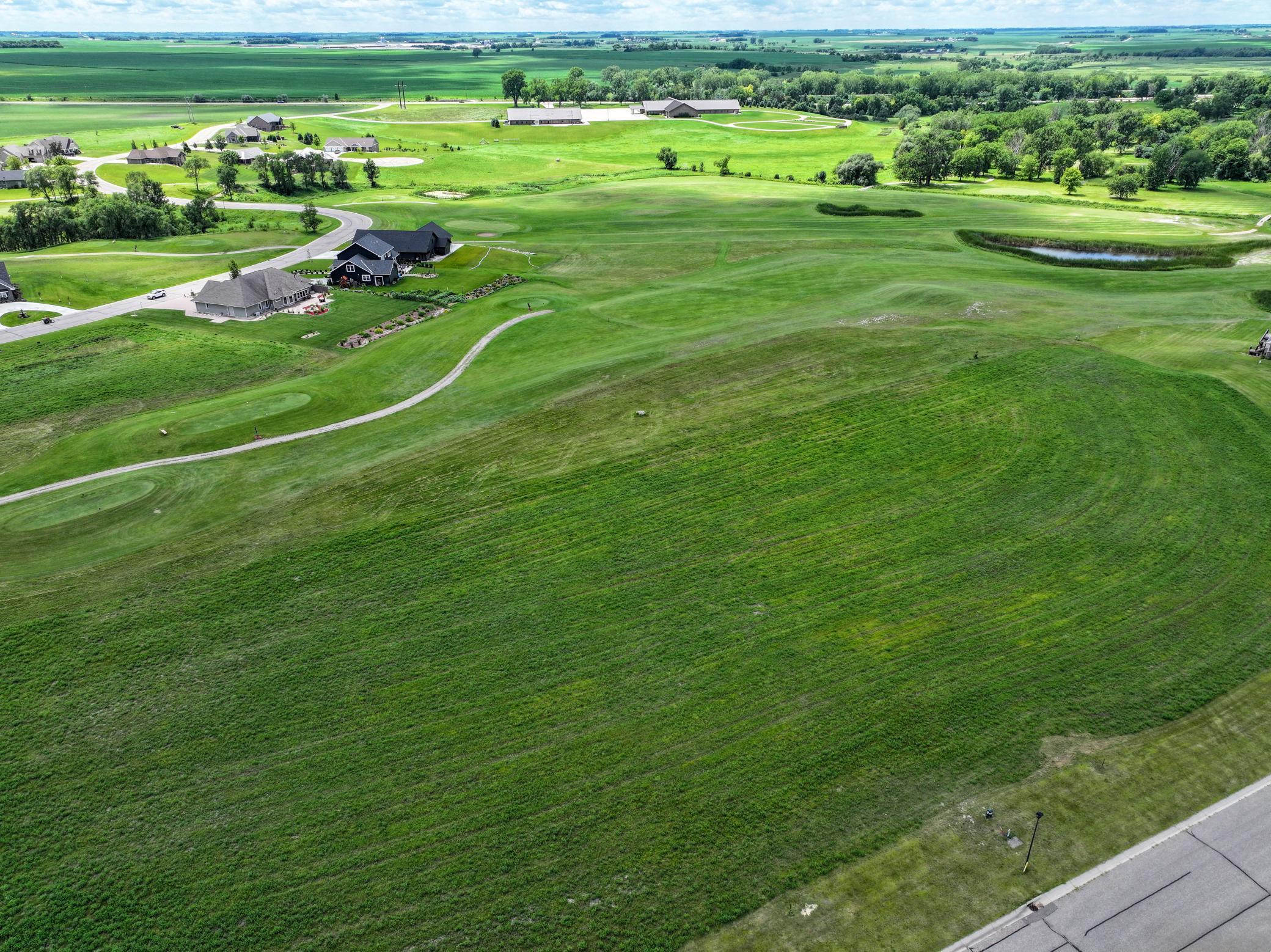 main property photo 14