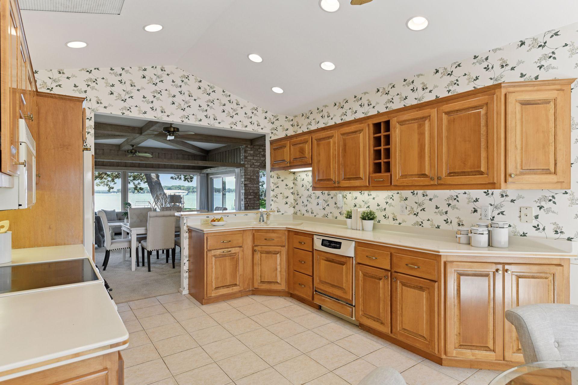 property viewer photo 16