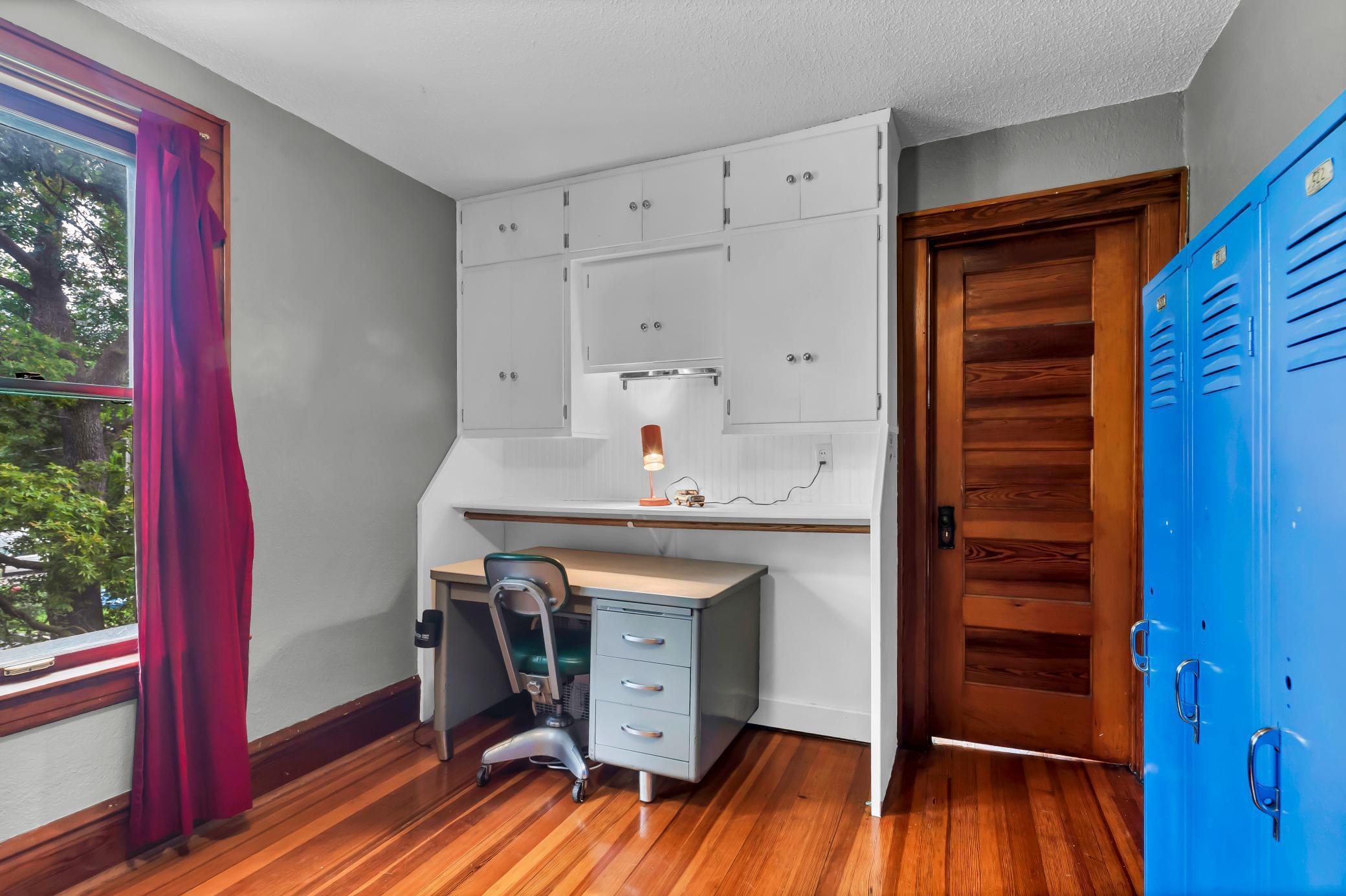 property viewer photo 15