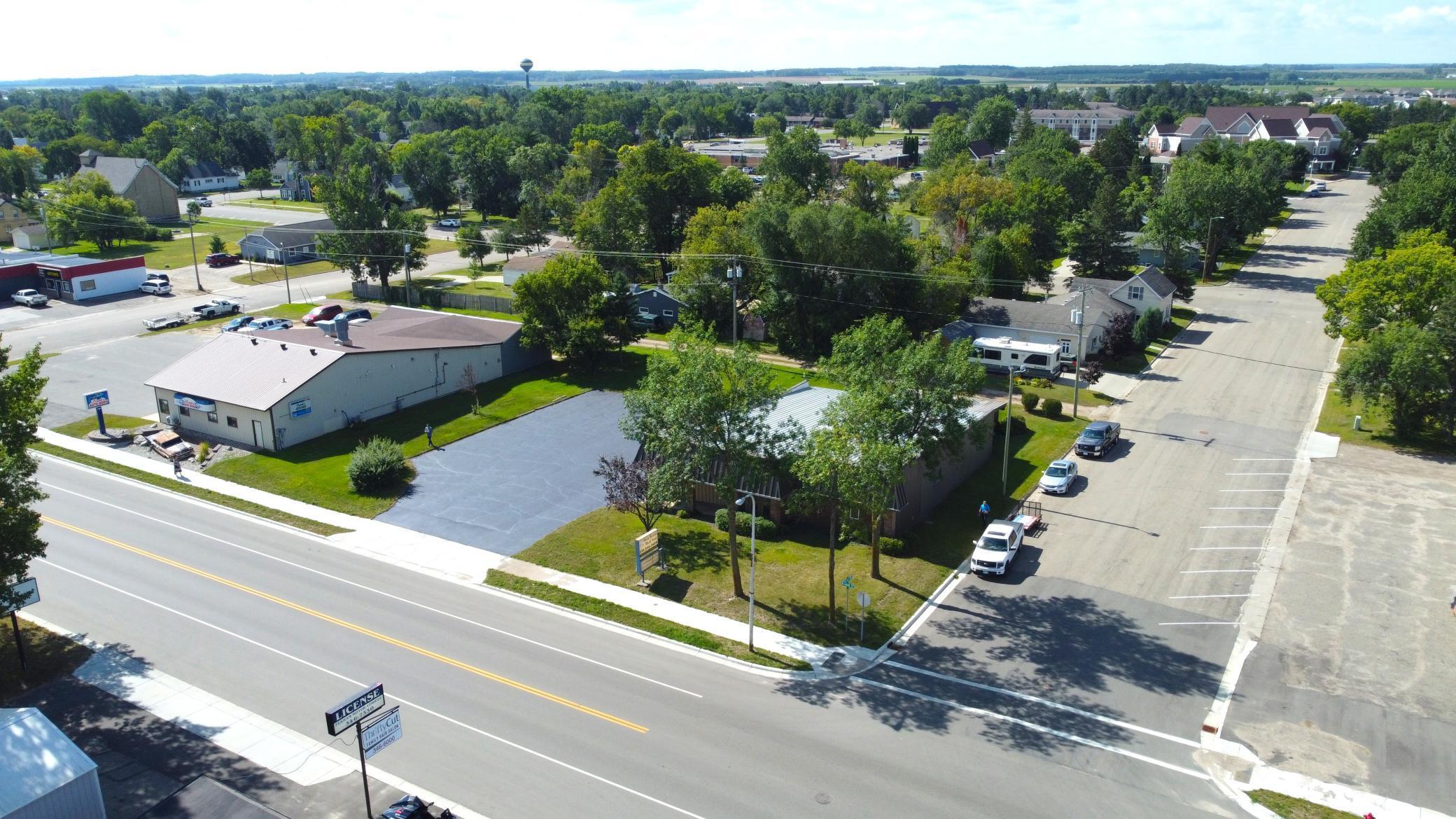 main property photo 9