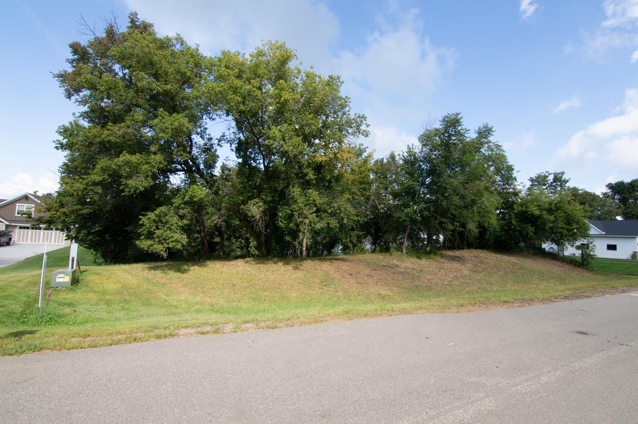 main property photo 22