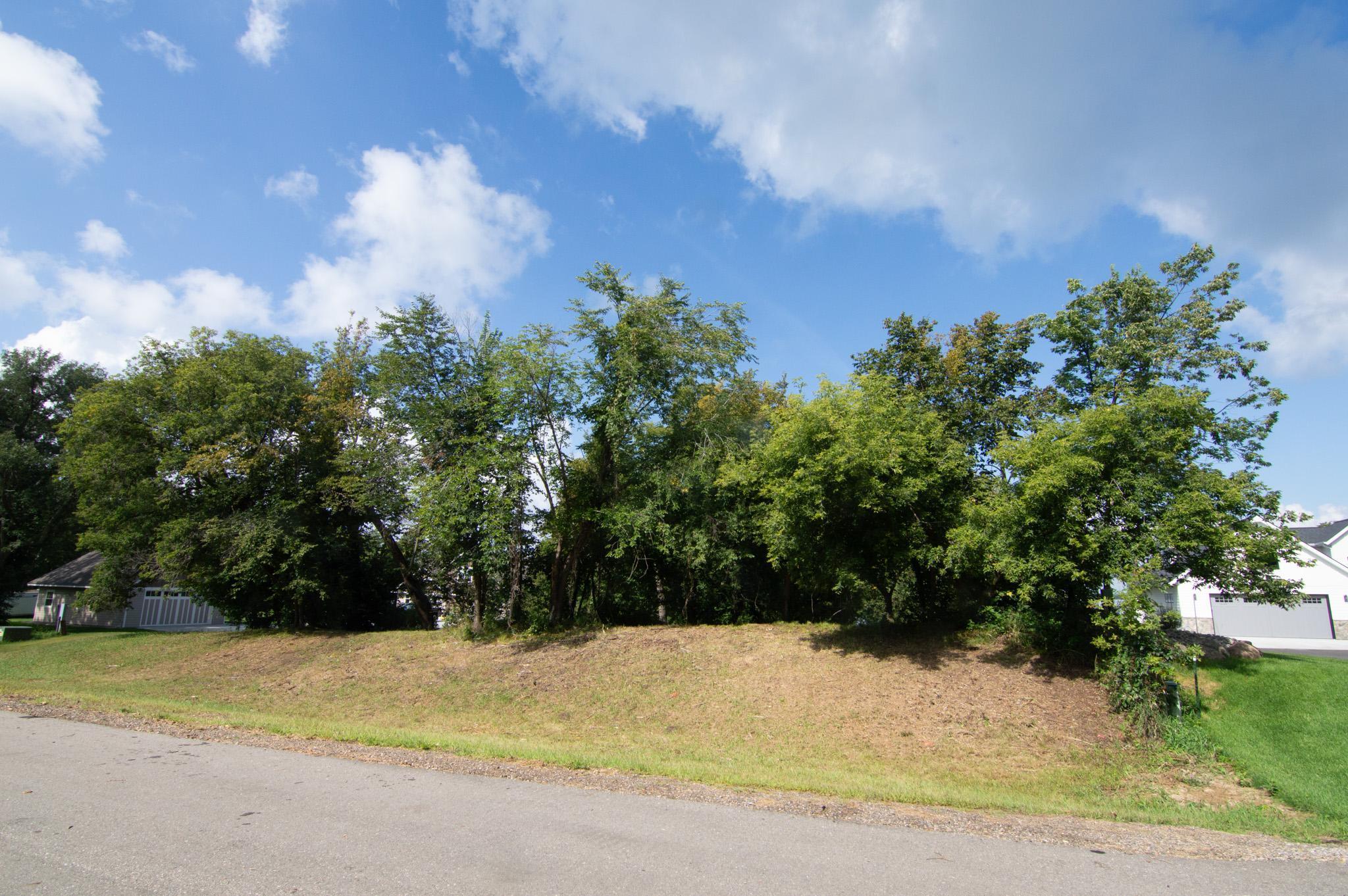 main property photo 24