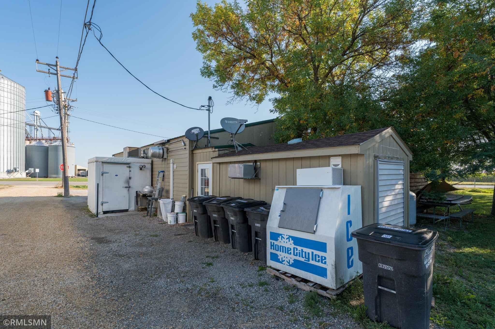 main property photo 26