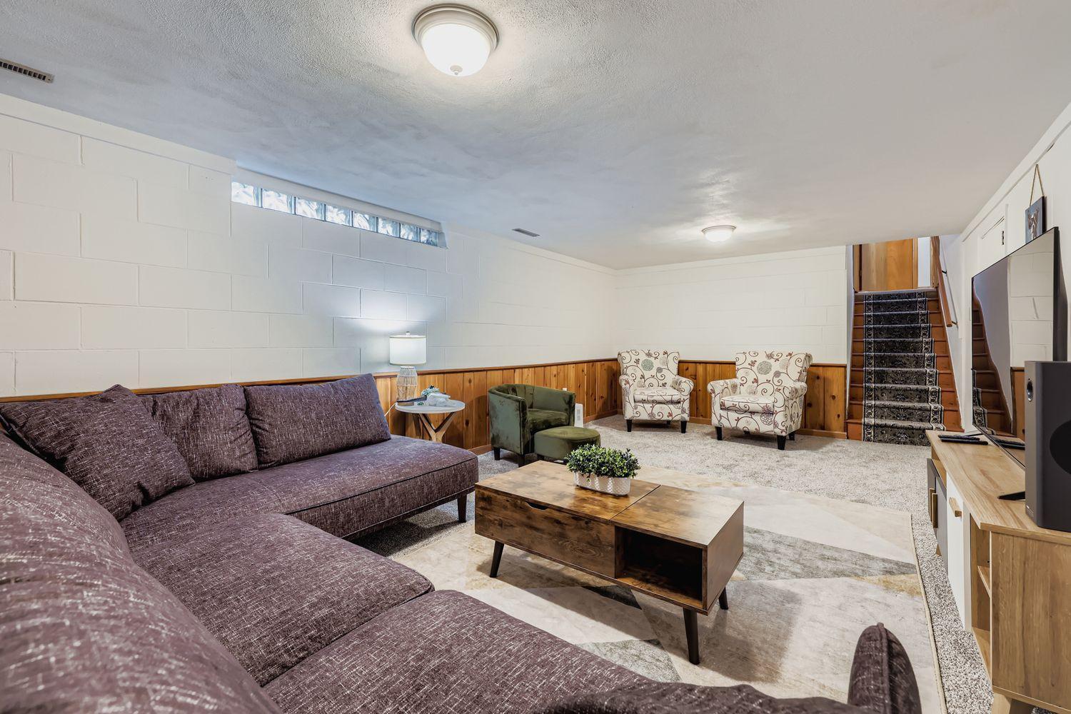 property viewer photo 25