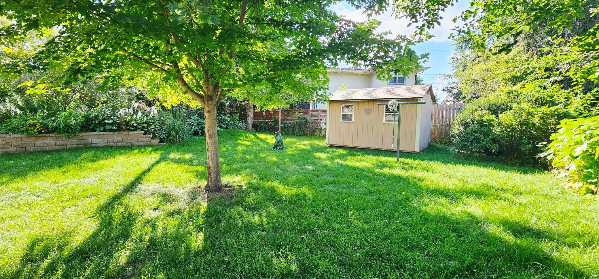 property viewer photo 3
