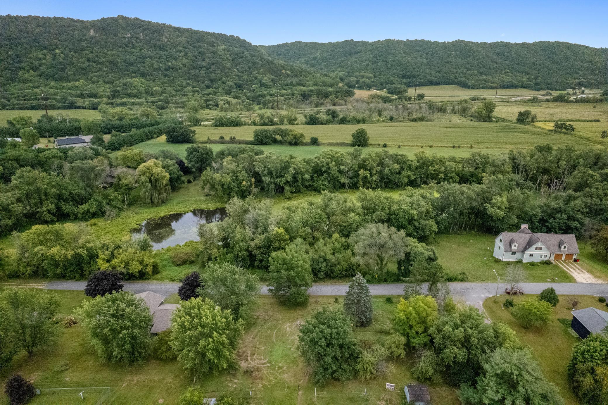 main property photo 5
