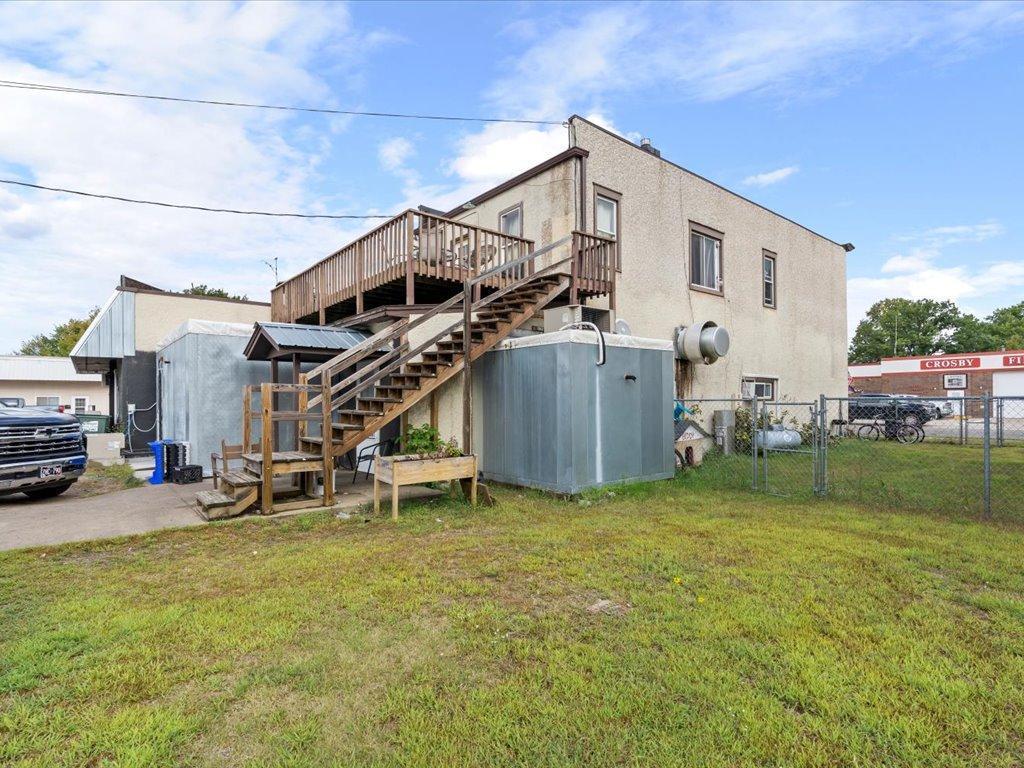 main property photo 26
