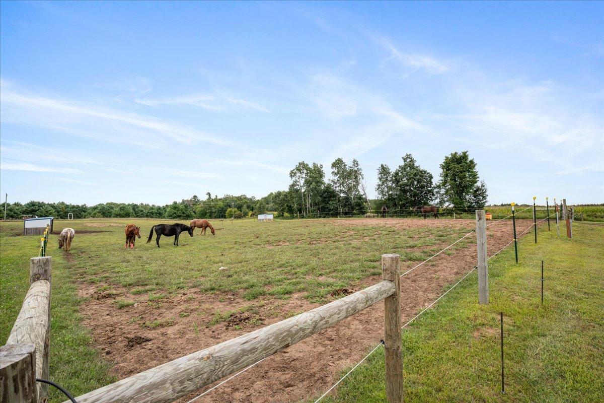 main property photo 49